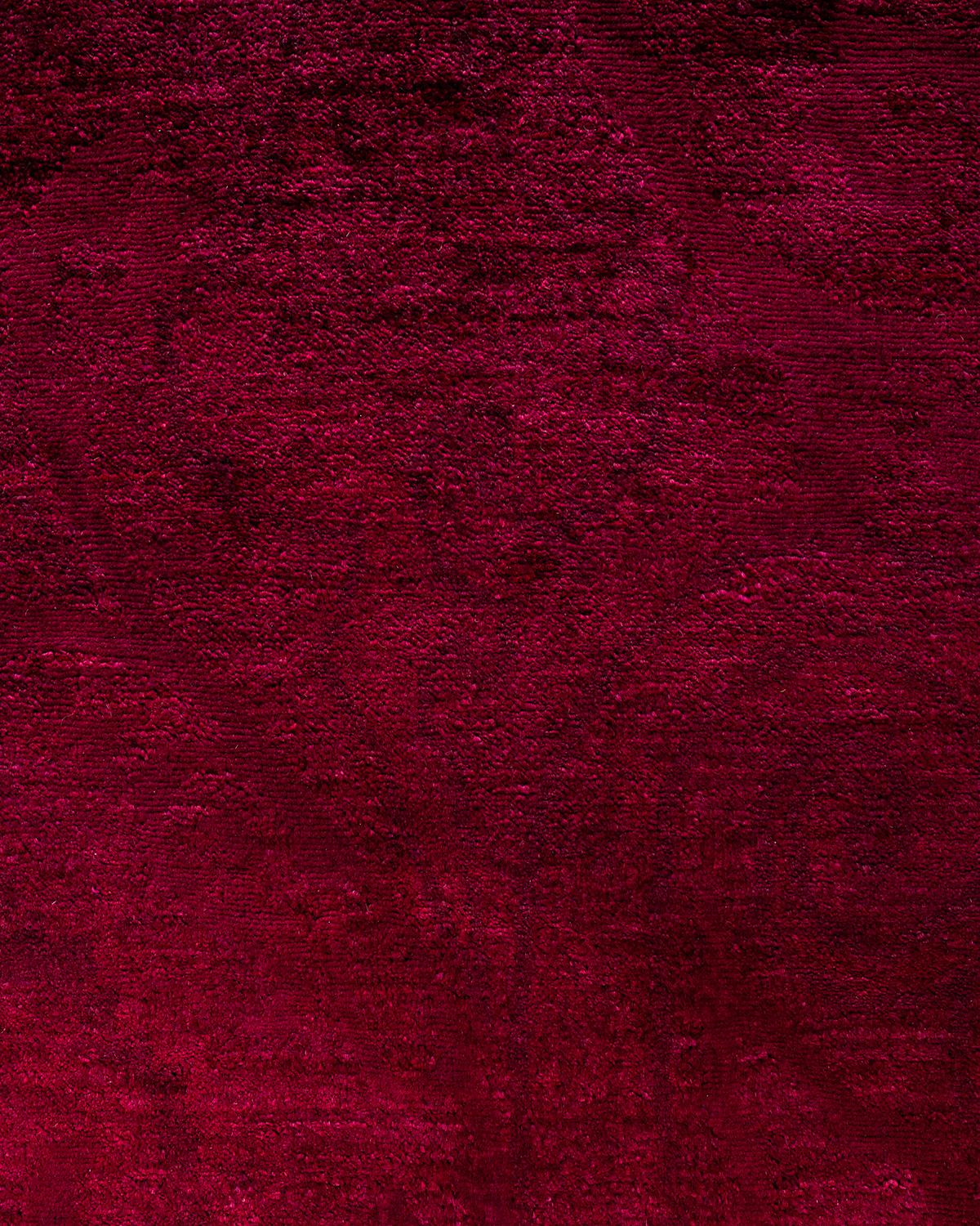 Pakistano Tappeto contemporaneo in lana rosso sovratinto e annodato a mano in vendita