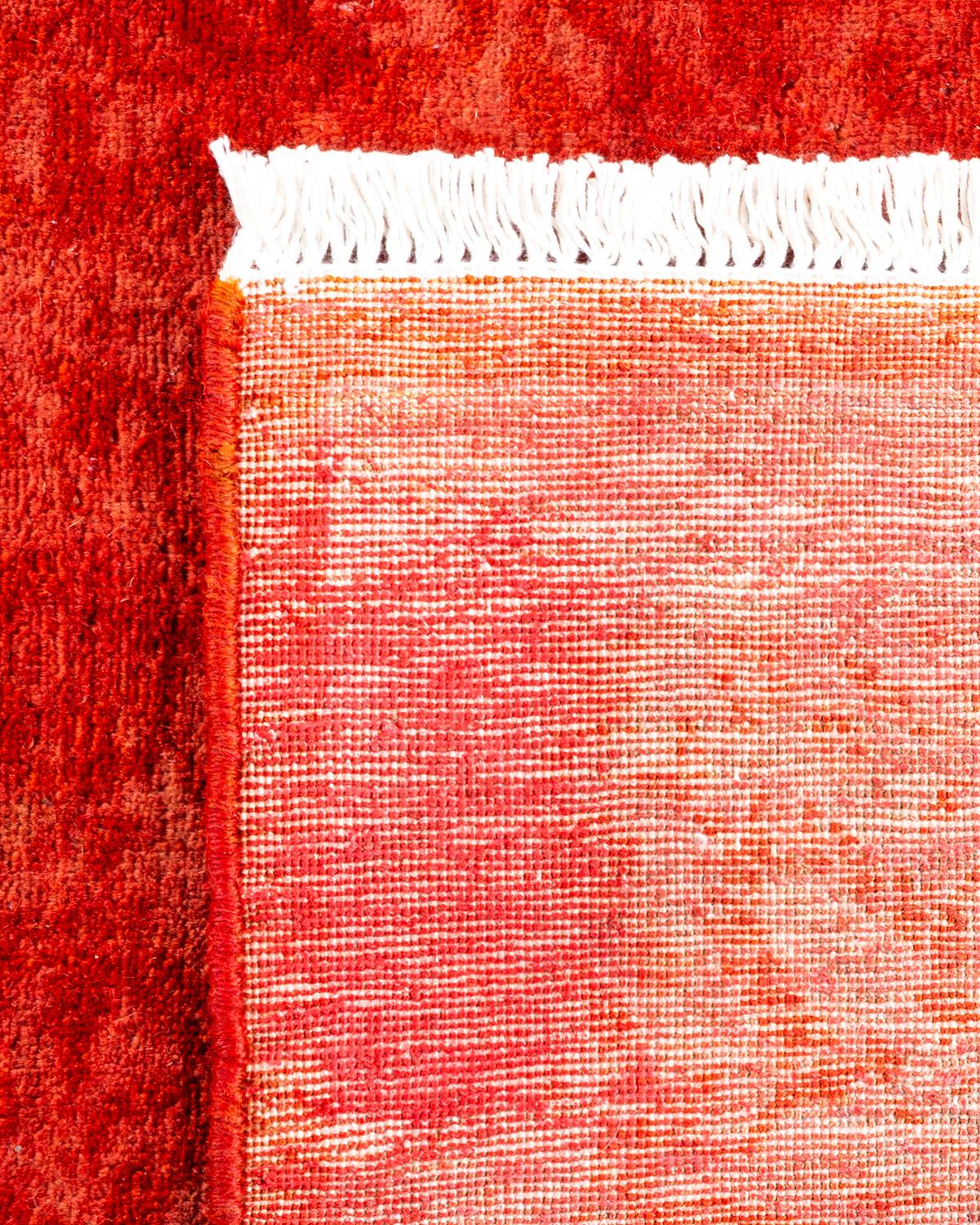 XXI secolo e contemporaneo Tappeto contemporaneo in lana rosso sovratinto e annodato a mano in vendita