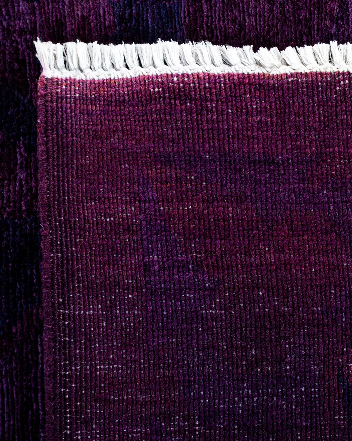 Contemporary Overdyed Hand Knotted Wool Red Area Rug (21. Jahrhundert und zeitgenössisch) im Angebot
