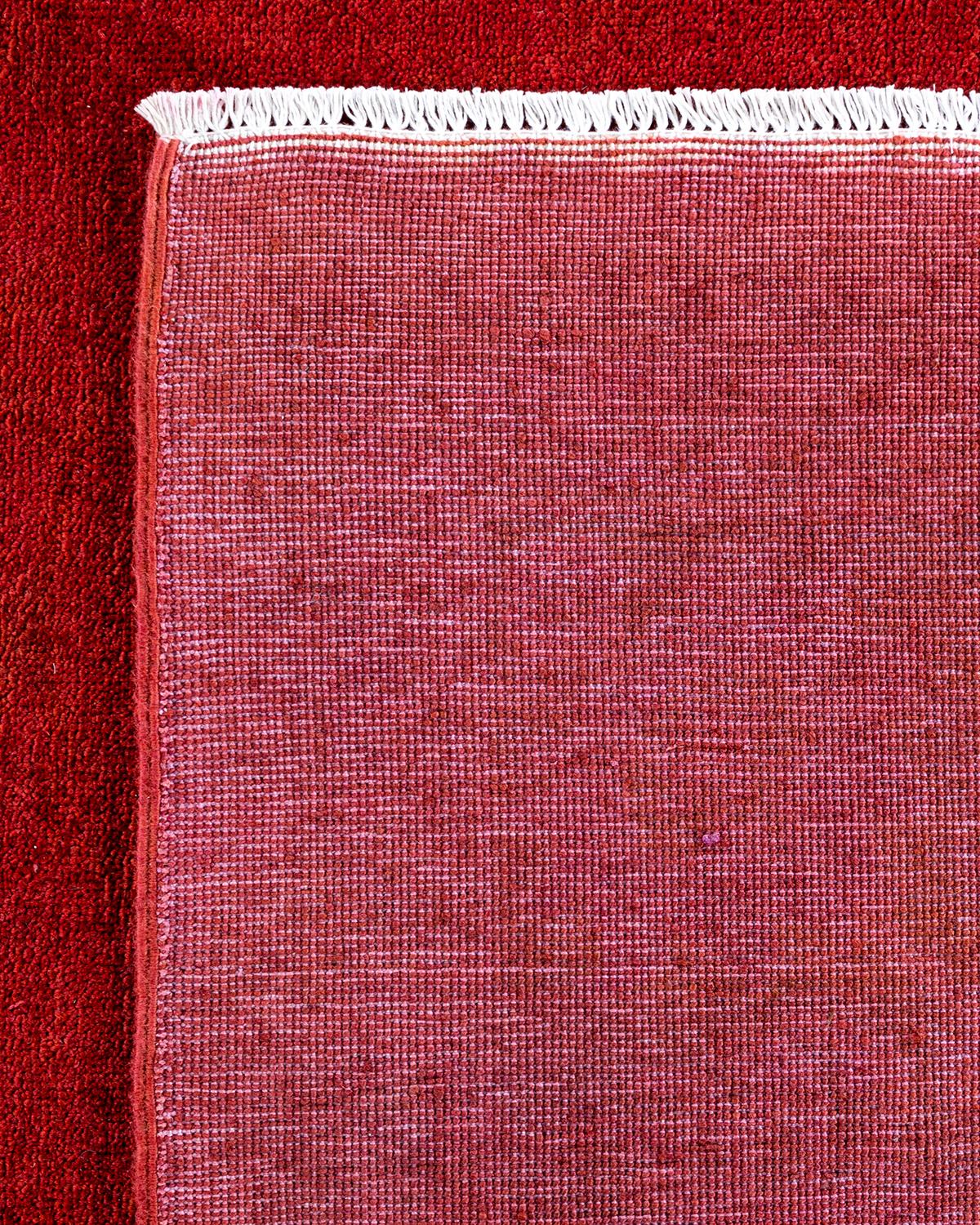 Contemporary Overdyed Hand Knotted Wool Red Area Rug (21. Jahrhundert und zeitgenössisch) im Angebot