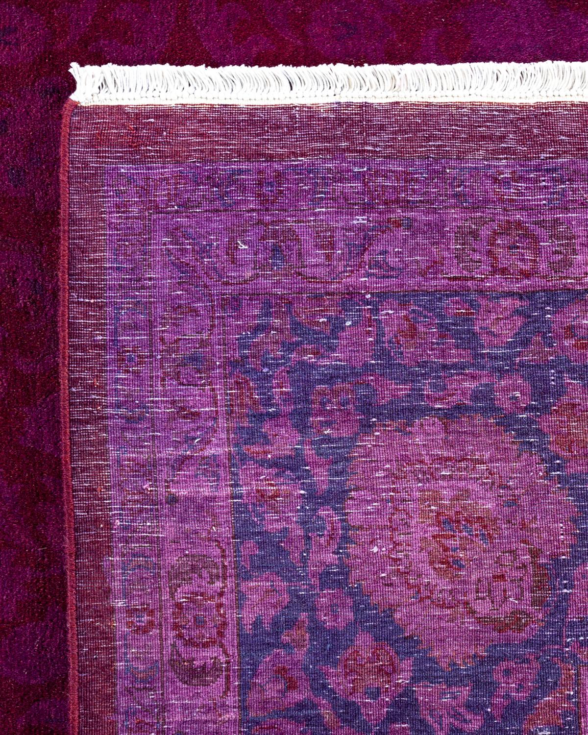 Contemporary Overdyed Hand Knotted Wool Red Area Rug (21. Jahrhundert und zeitgenössisch) im Angebot