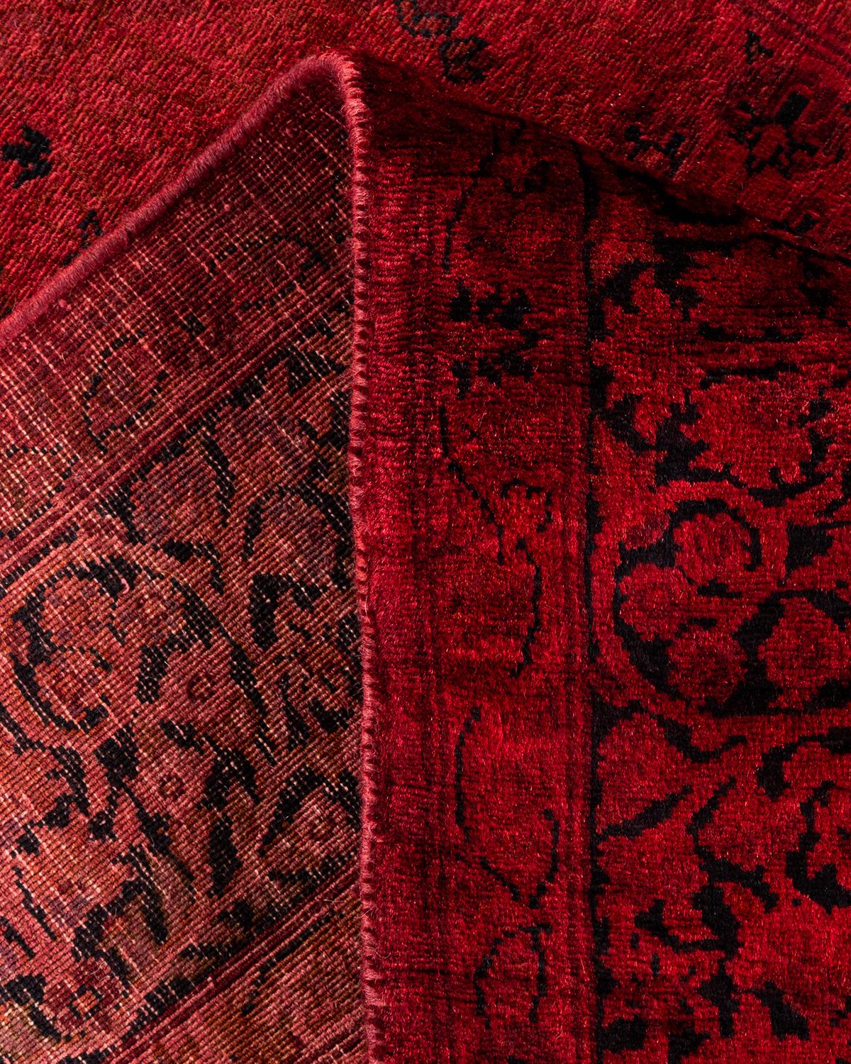 Contemporary Overdyed Hand Knotted Wool Red Area Rug (Wolle) im Angebot