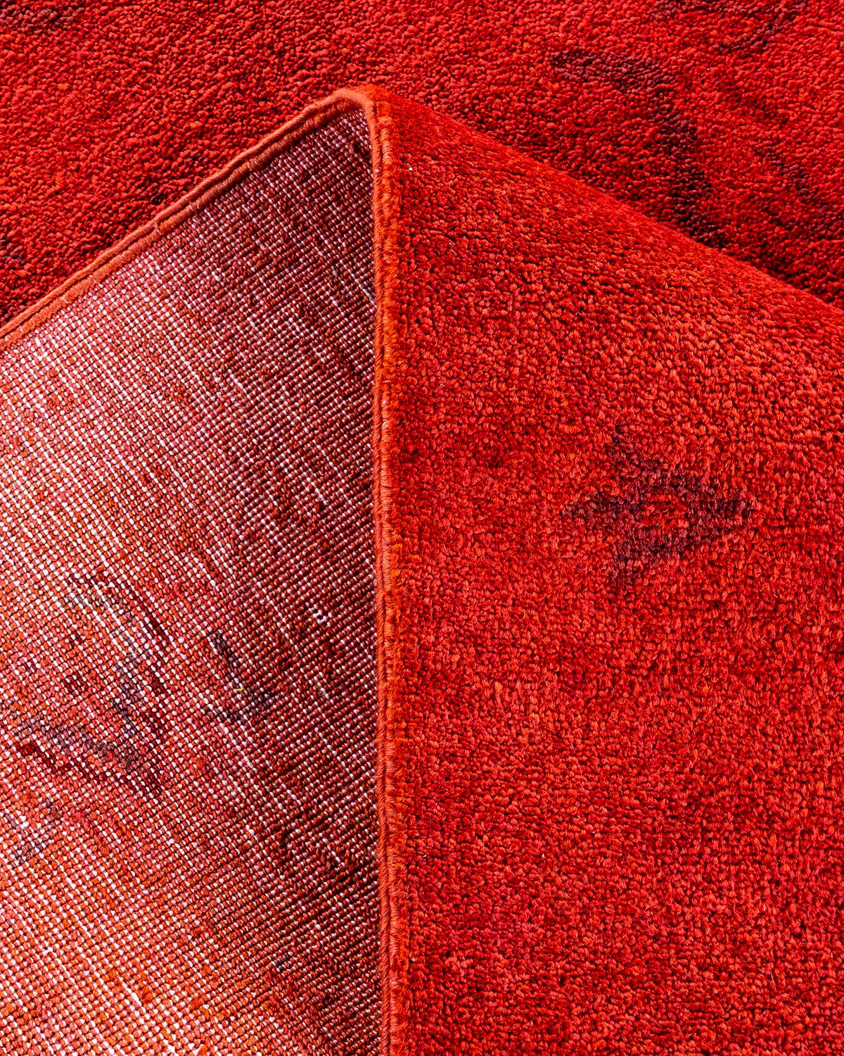 Laine Tapis de sol contemporain en laine surteinte nouée à la main, rouge en vente