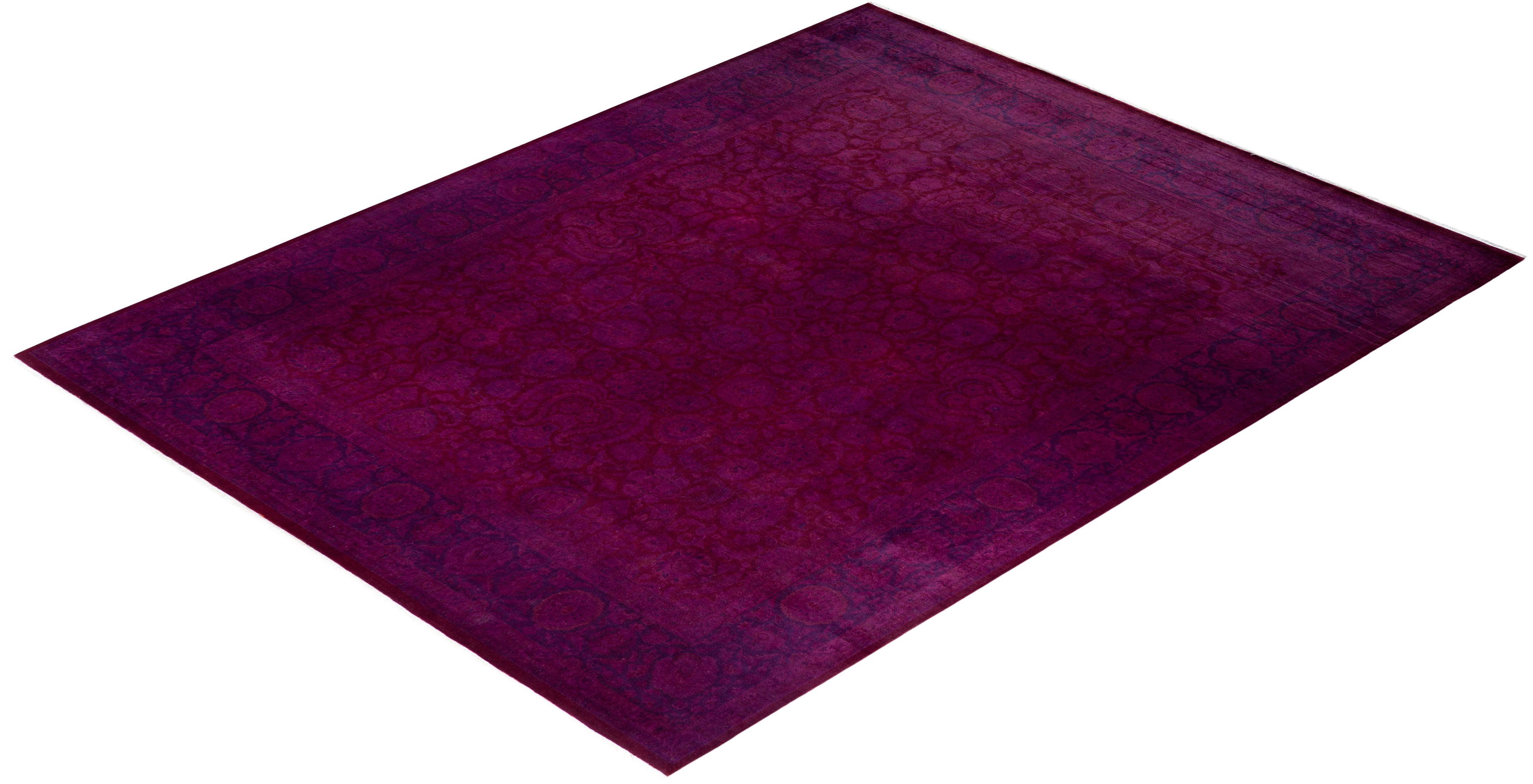 Contemporary Overdyed Hand Knotted Wool Red Area Rug im Angebot 2