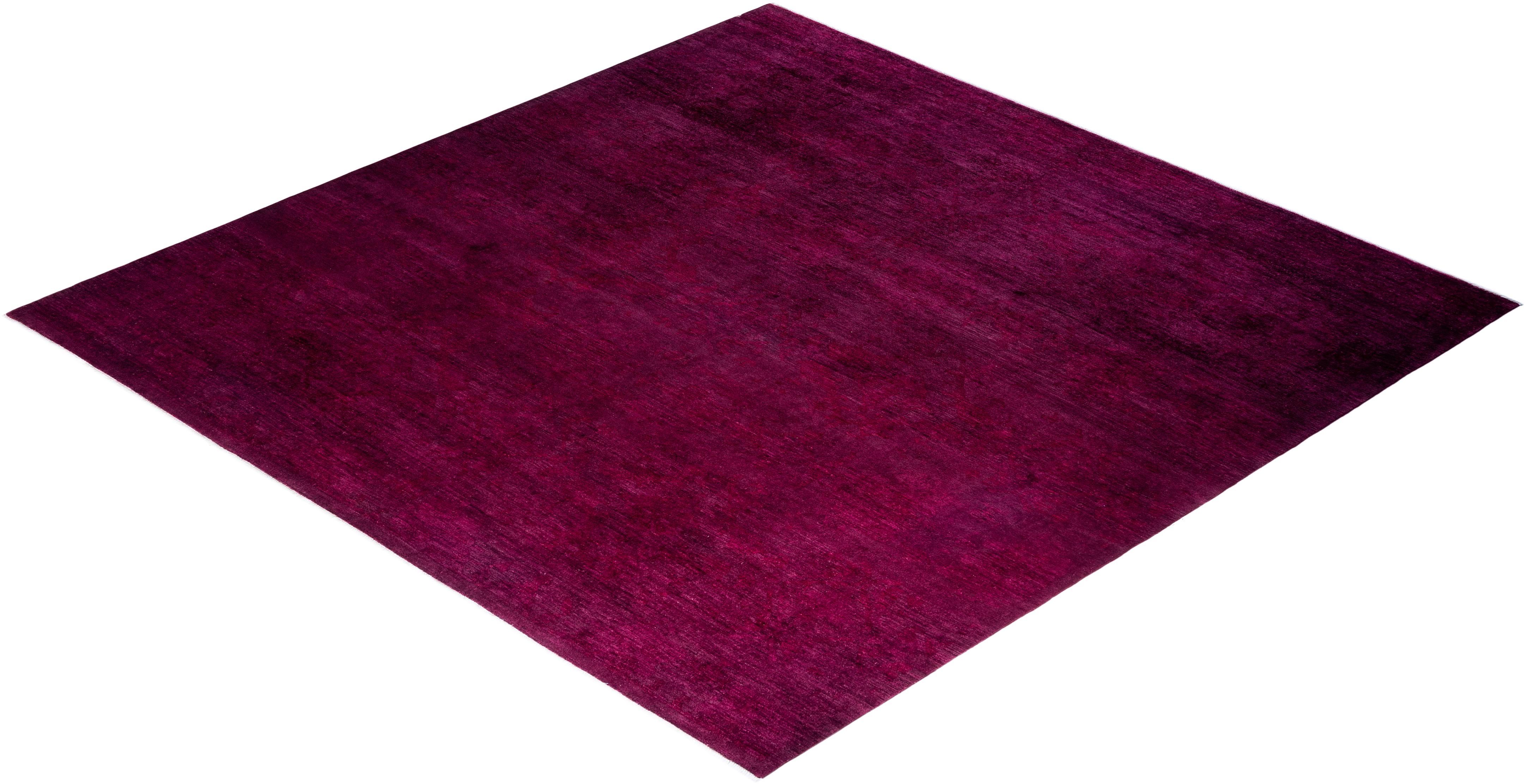 Contemporary Overdyed Hand Knotted Wool Red Area Rug im Angebot 2