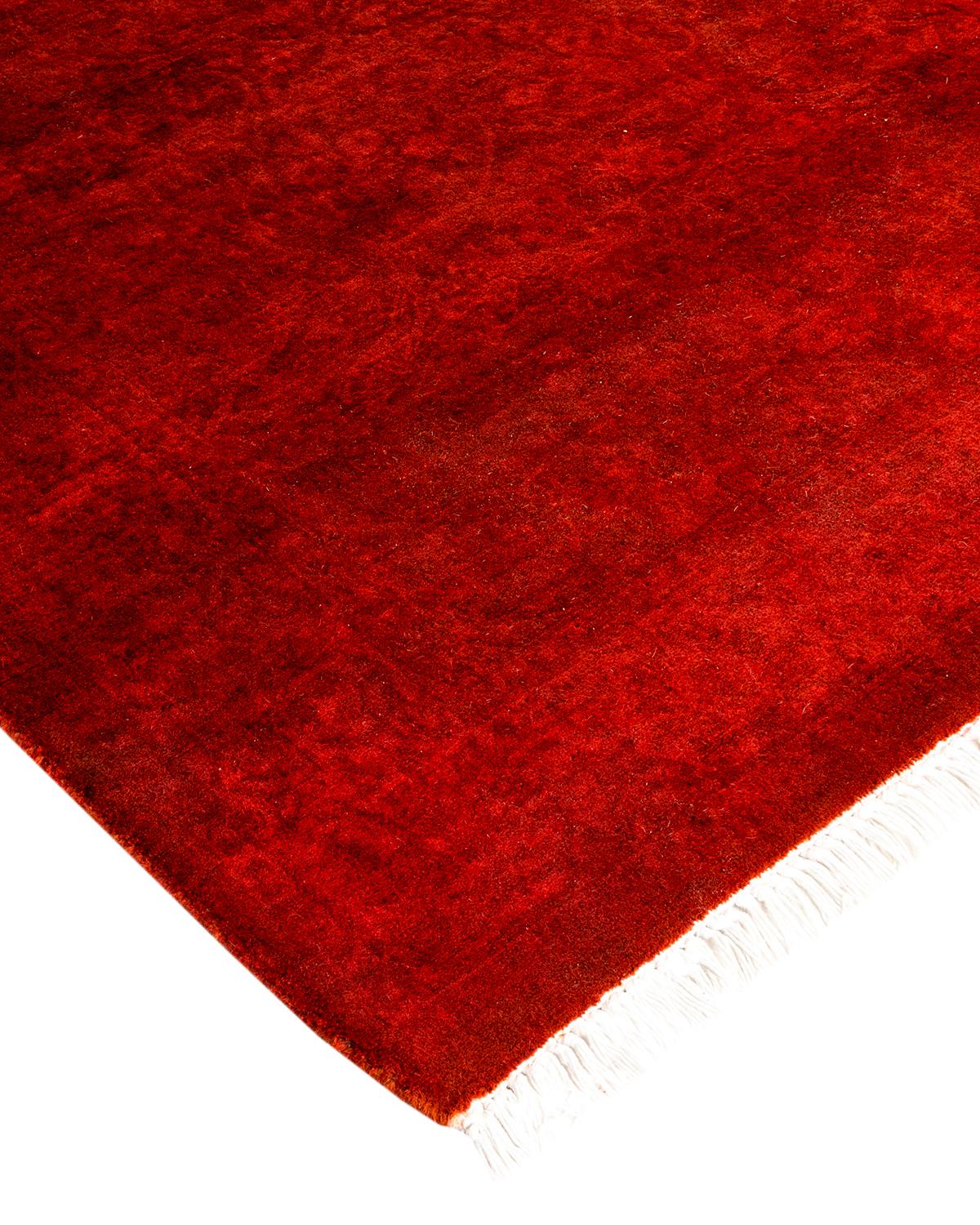 Vibrance-Teppiche sind der Inbegriff von Klassik mit Pfiff: traditionelle Muster in leuchtenden Farben gefärbt. Jeder handgeknüpfte Teppich wird mit einem 100% natürlichen botanischen Farbstoff gewaschen, der verborgene Nuancen in den Mustern