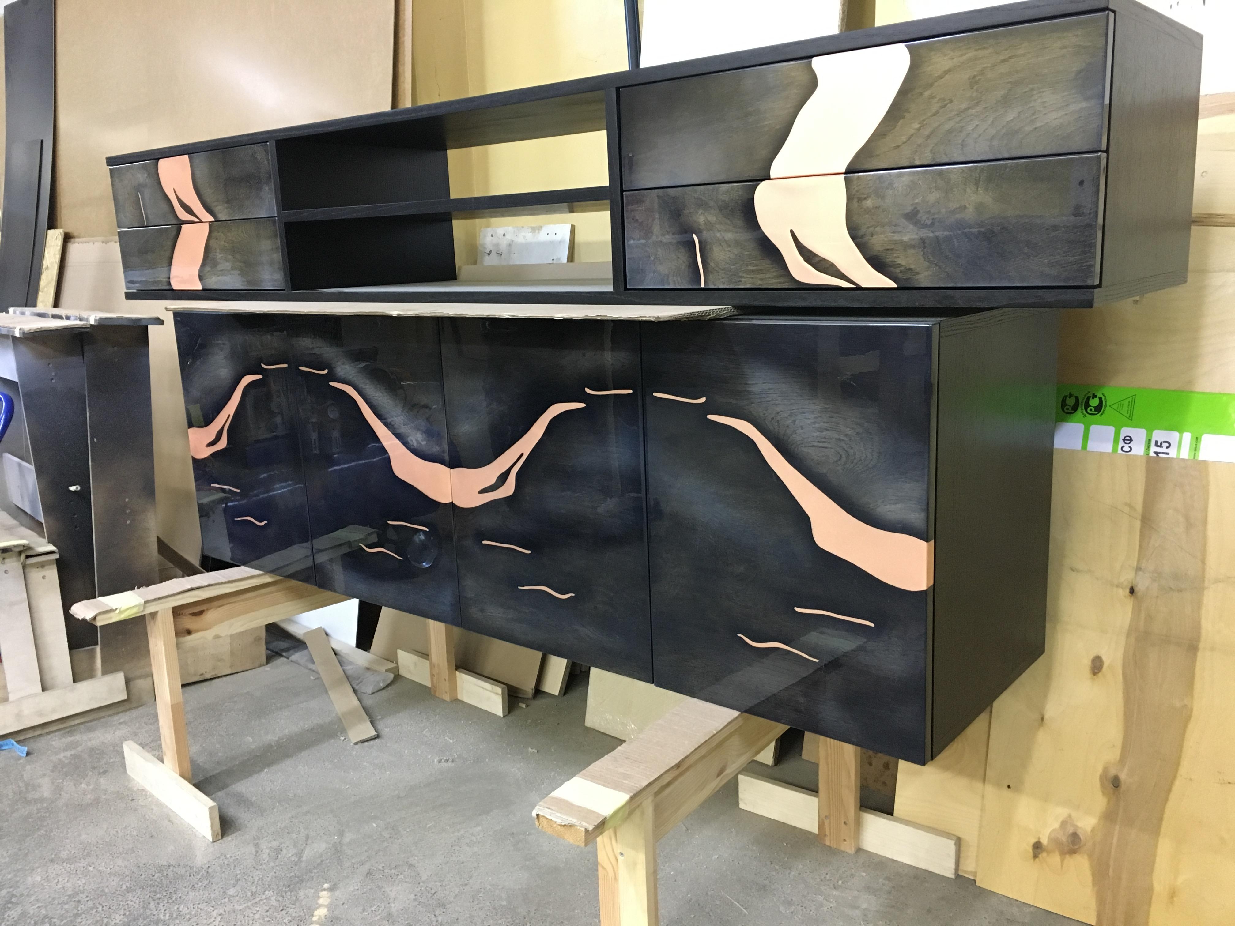 Contemporary Oxara Handmade Sideboard or Credenza in Brass and Copper For Sale 5