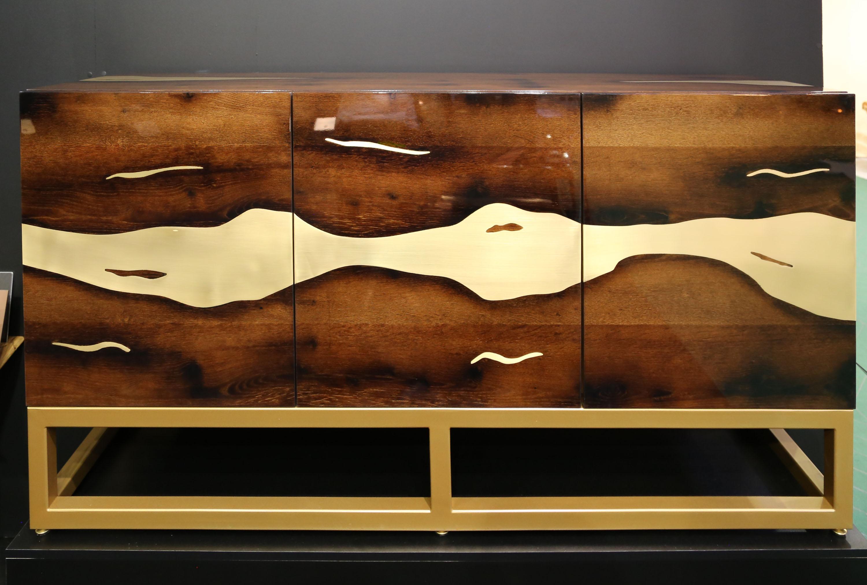 Contemporary Oxara Sideboard in Brass, Oak For Sale 7