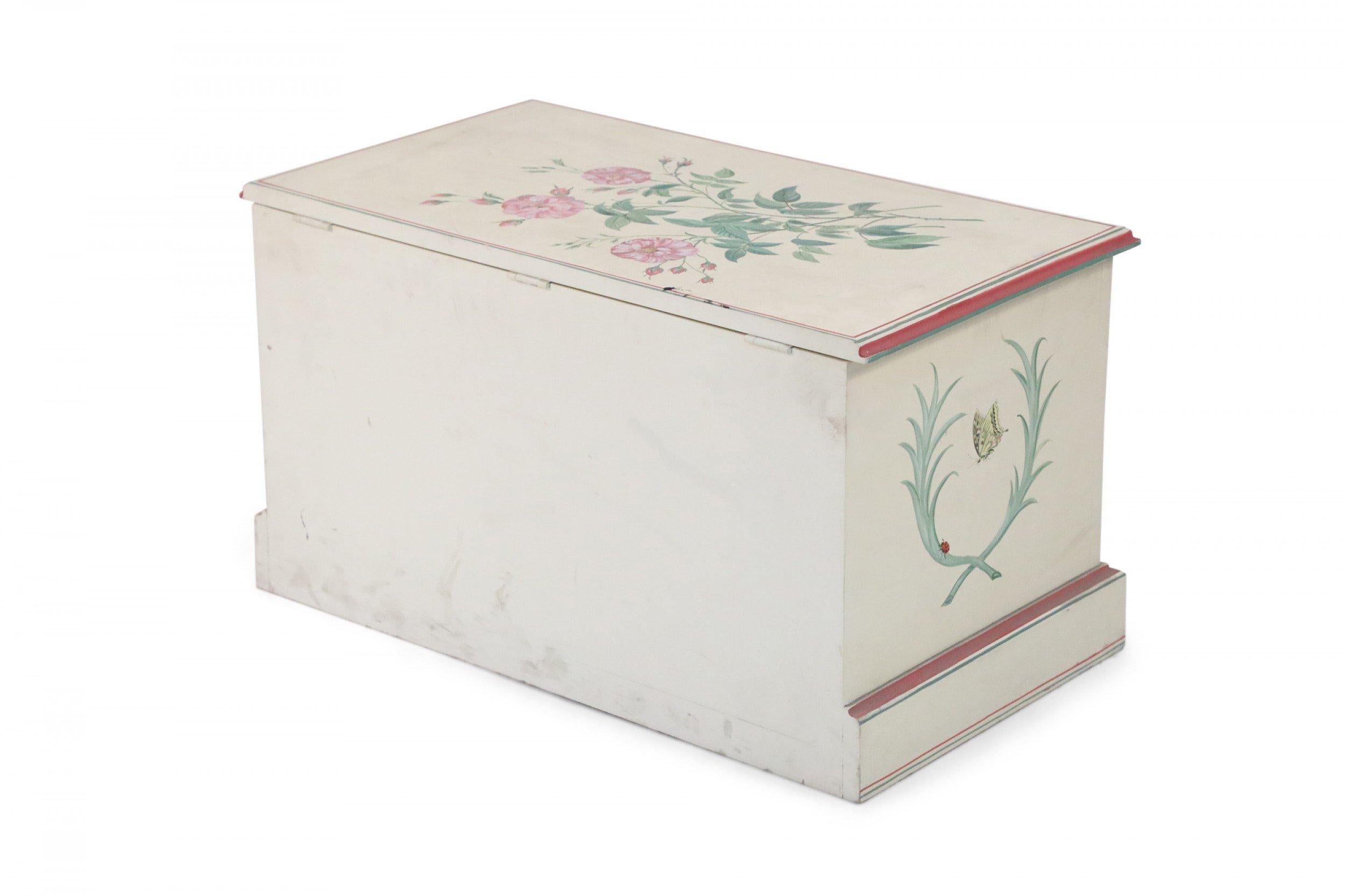 Contemporary Painted Beige and Floral Floor Trunk In Good Condition For Sale In New York, NY