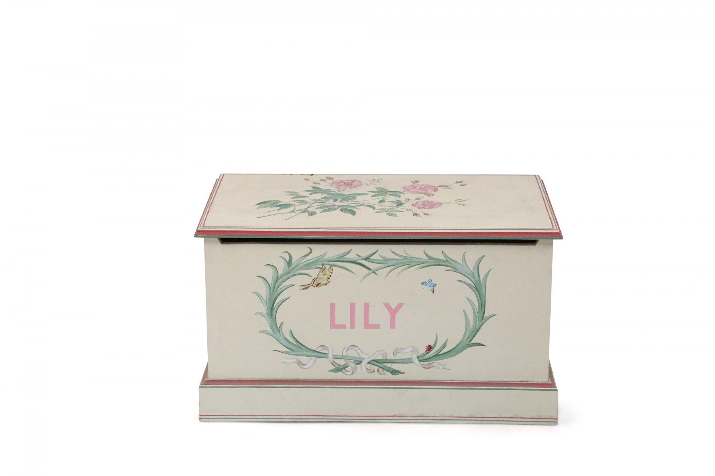 Contemporary Painted Beige and Floral Floor Trunk For Sale 1