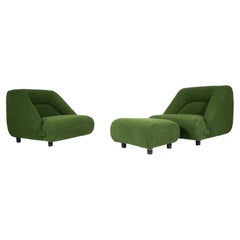 Pareja de sillones contemporáneos con otomana, tapicería verde, Italia