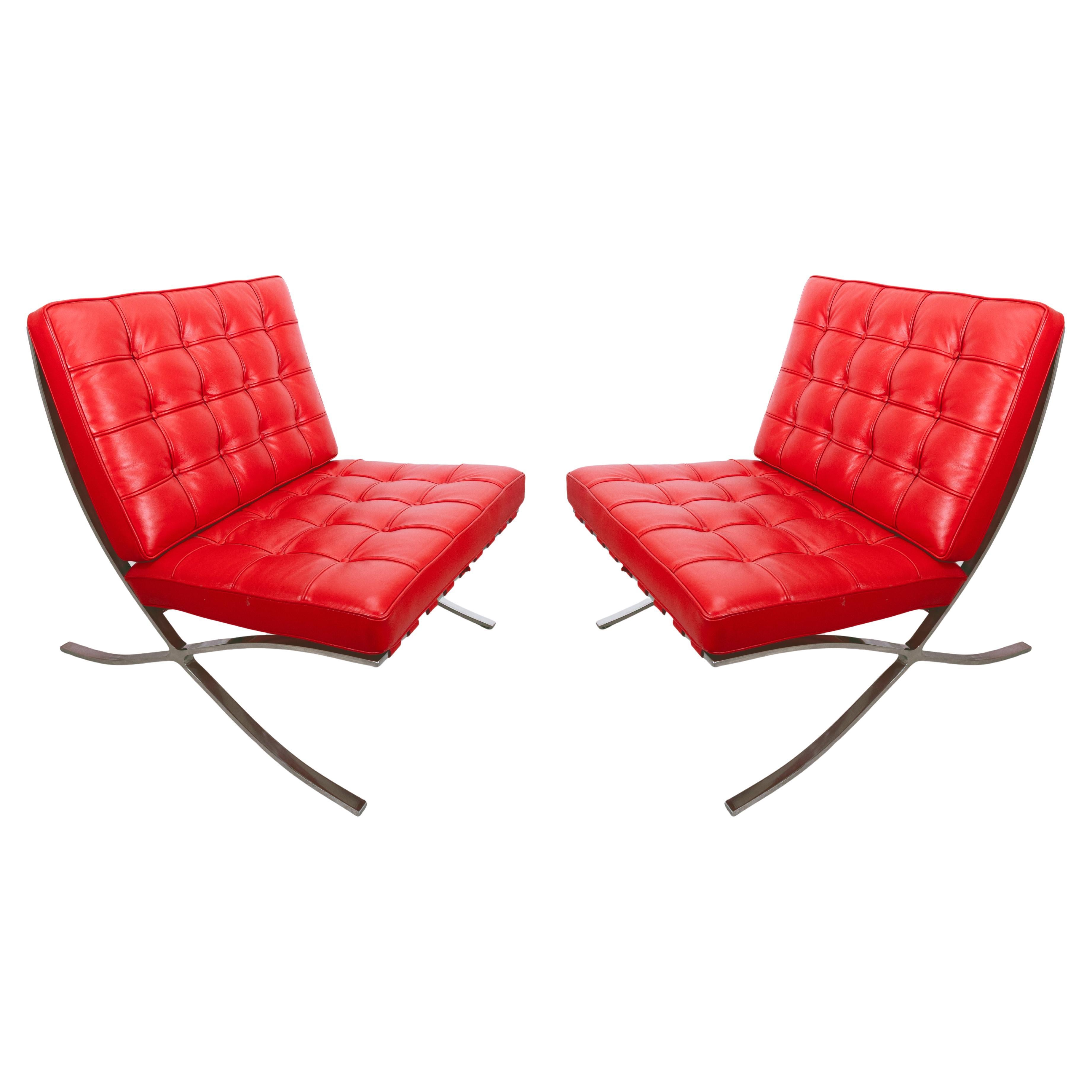 Coppia di sedie da salotto in stile contemporaneo in pelle rossa Ferrari e cromo