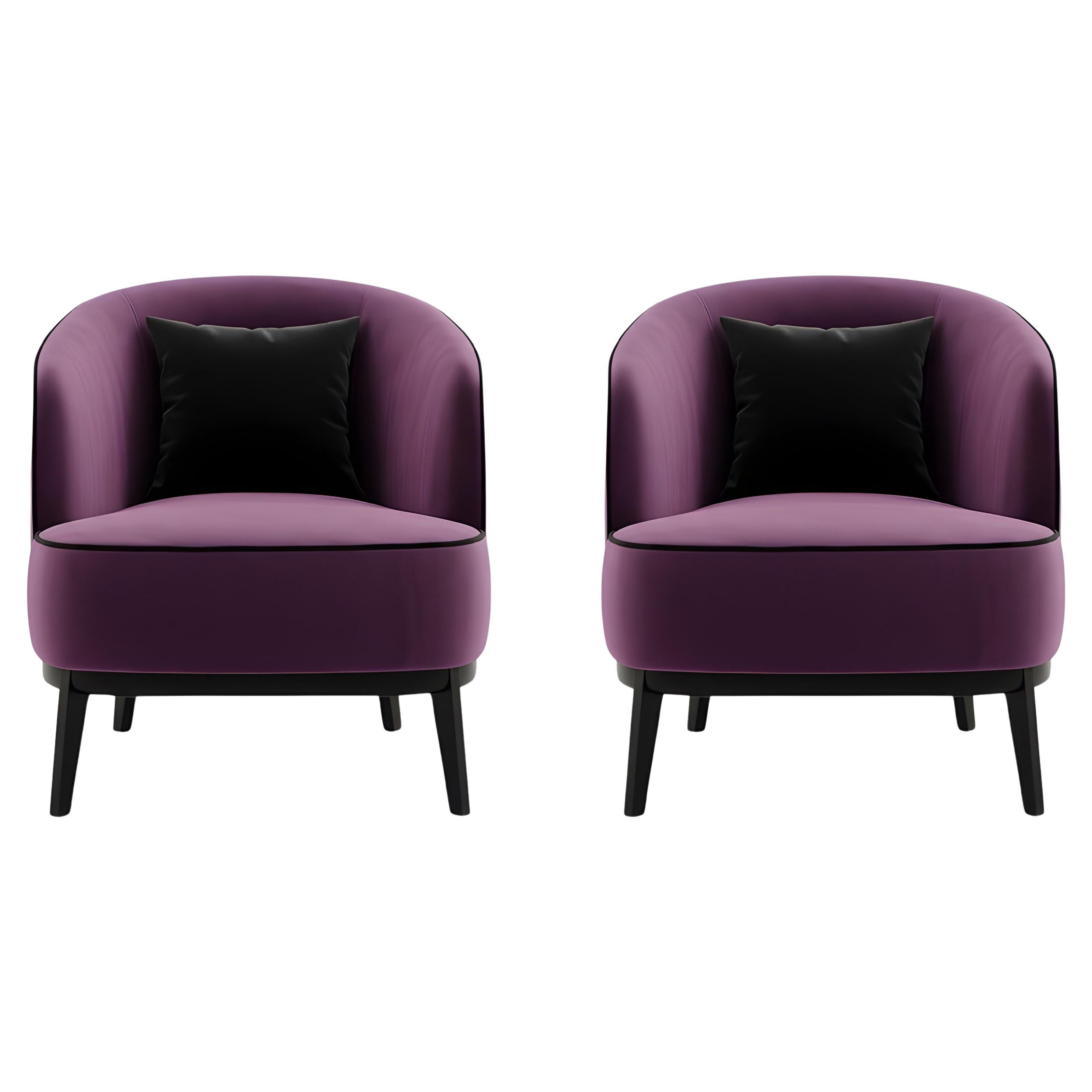 Coppia di poltrone a botte contemporanee in velluto color melanzana - Studio A in vendita