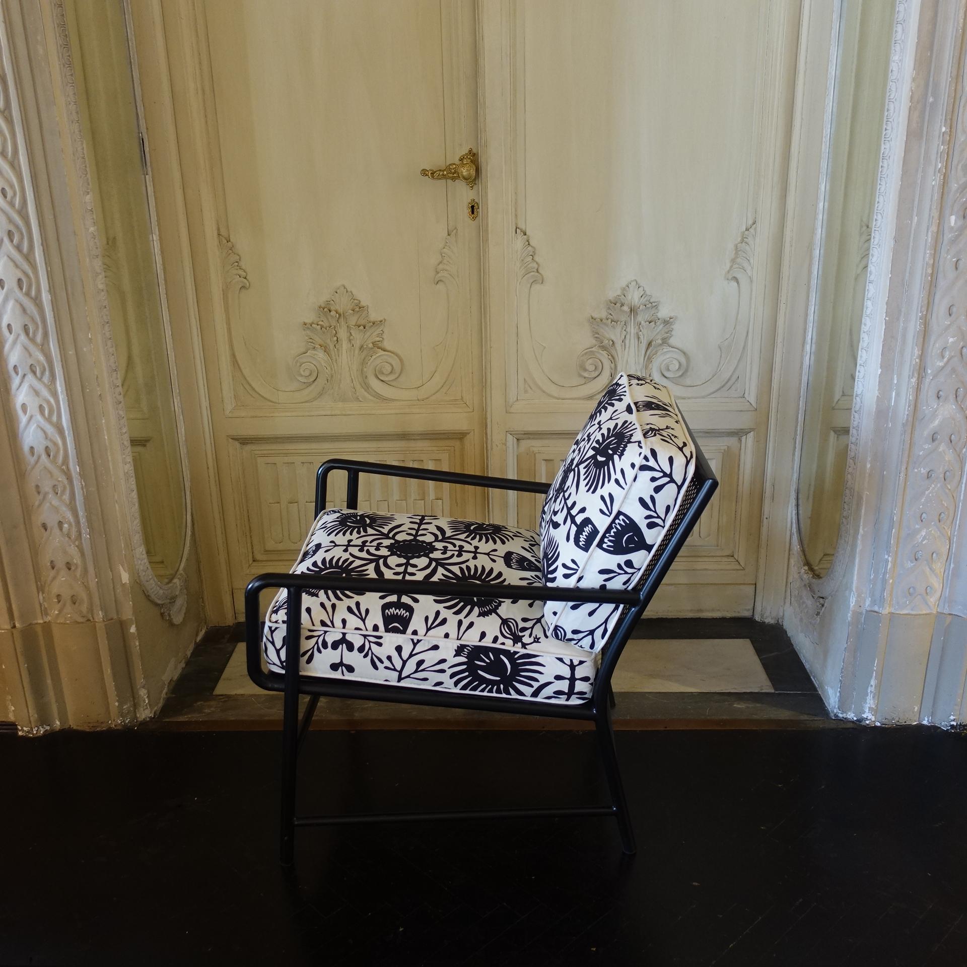Contemporary Pair of Black Metal Armchairs and Black and White Printed Fabric 1