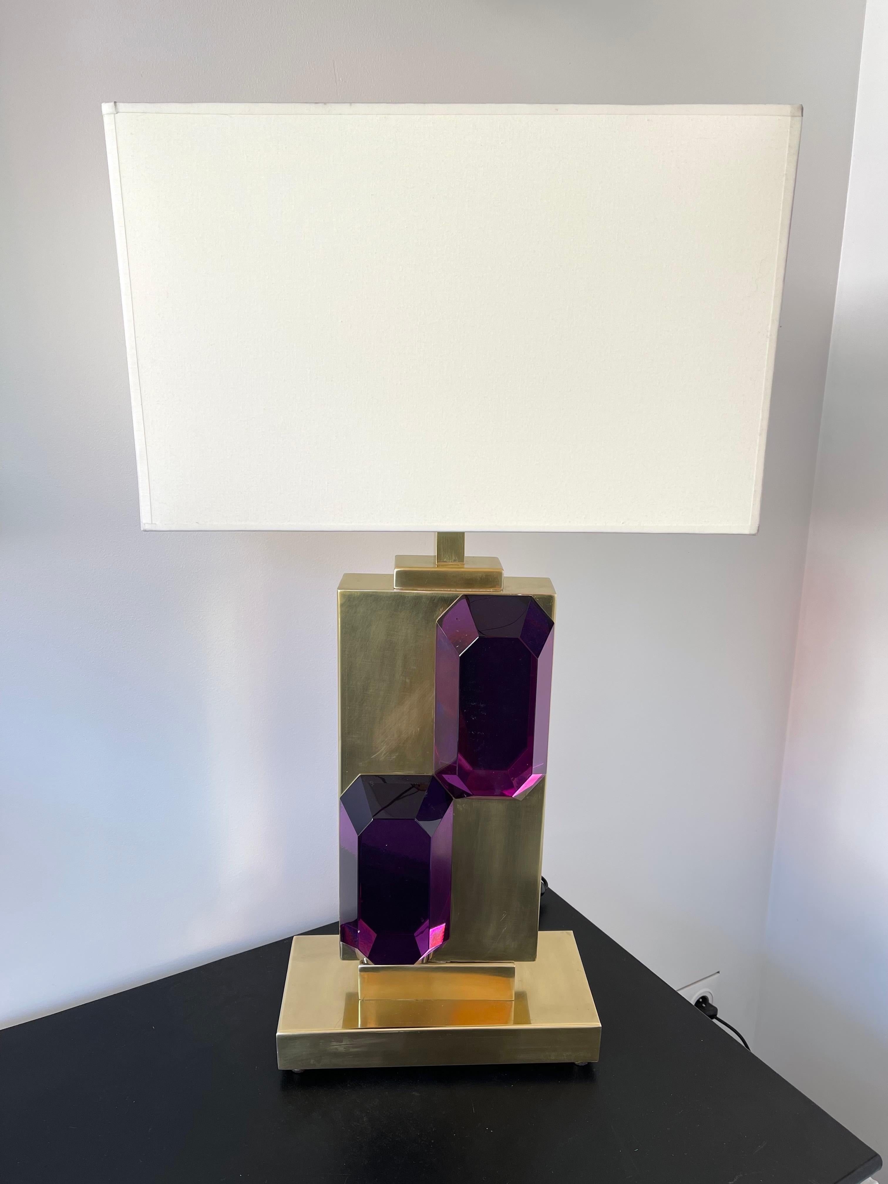 Contemporary Pair of Brass and Amethyst Murano Glass Bar Lamps, Italy For Sale 5