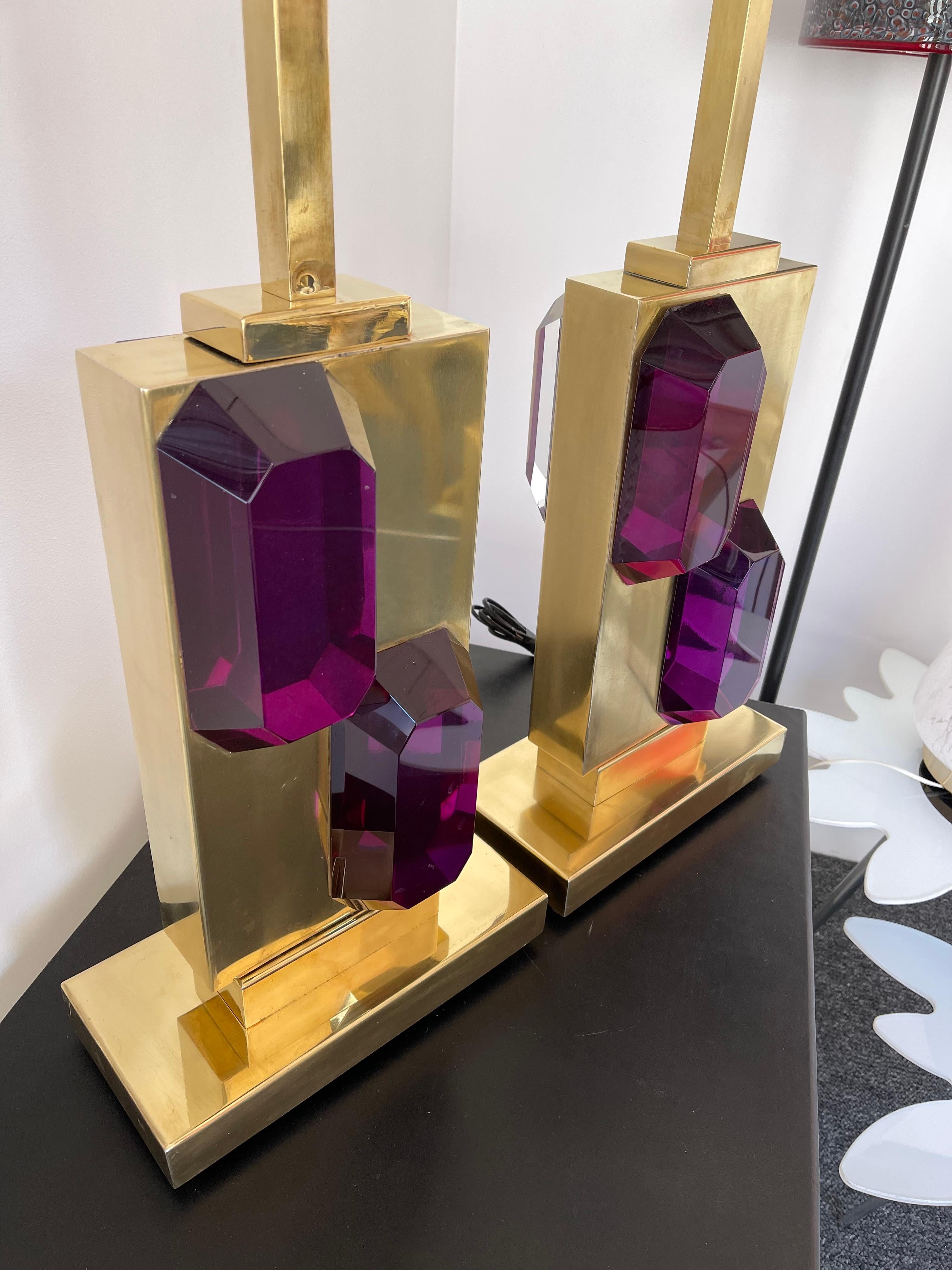 Contemporary Pair of Brass and Amethyst Murano Glass Bar Lamps, Italy For Sale 9