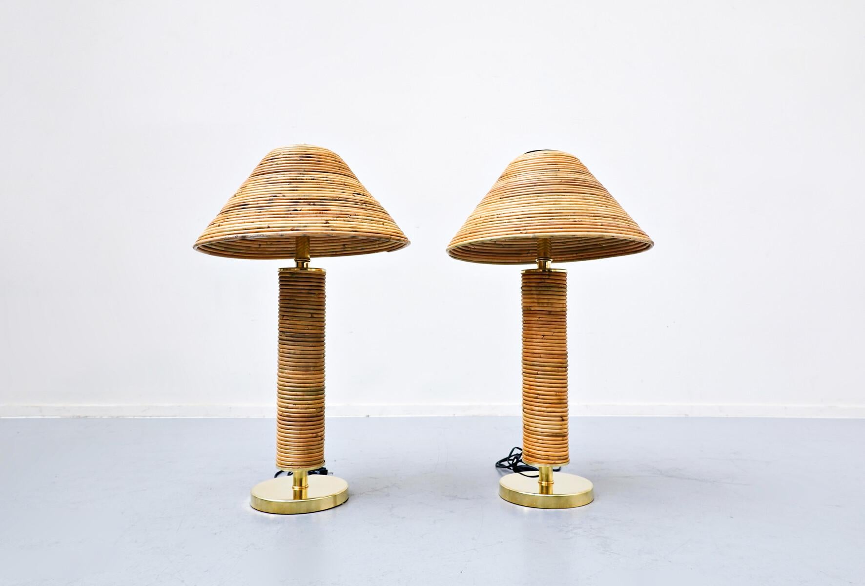 Contemporary Pair of Brass and Bamboo Table Lamp, Italy For Sale 2