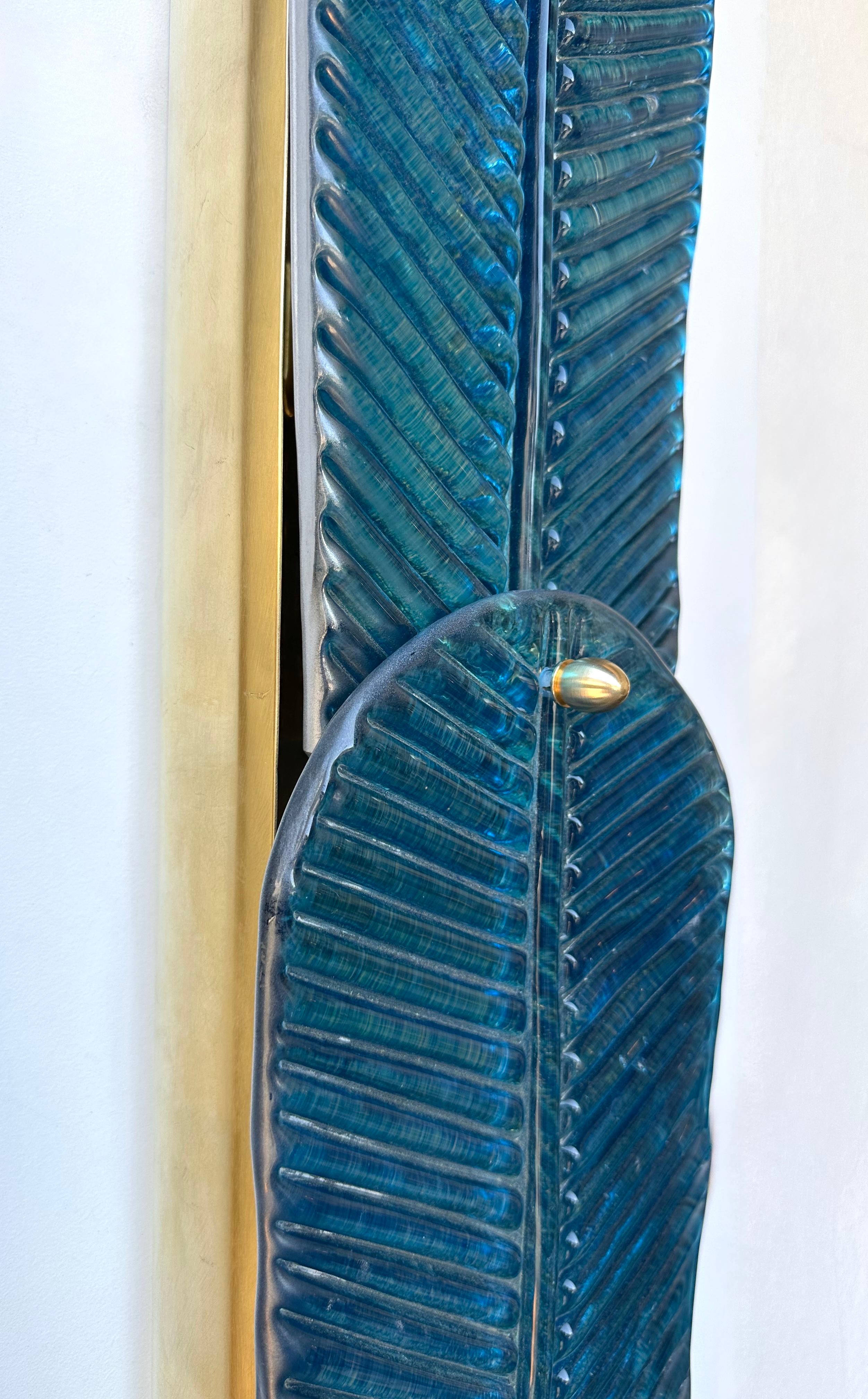 Contemporary Pair of Brass and Blue Murano Glass Palm Tree Sconces, Italy For Sale 1