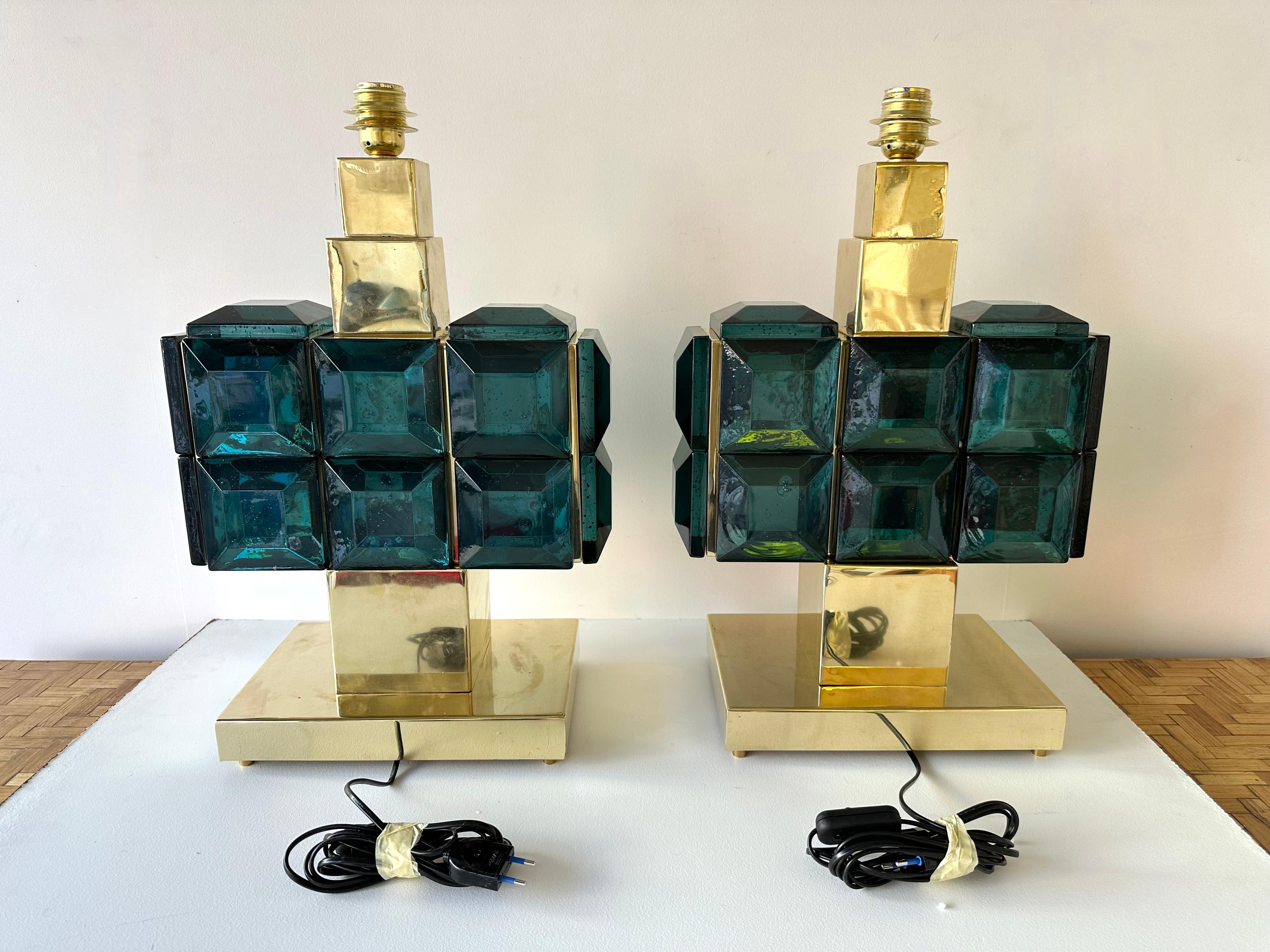 Contemporary Pair of Brass and Diamonds Murano Glass Lamps, Italy For Sale 1
