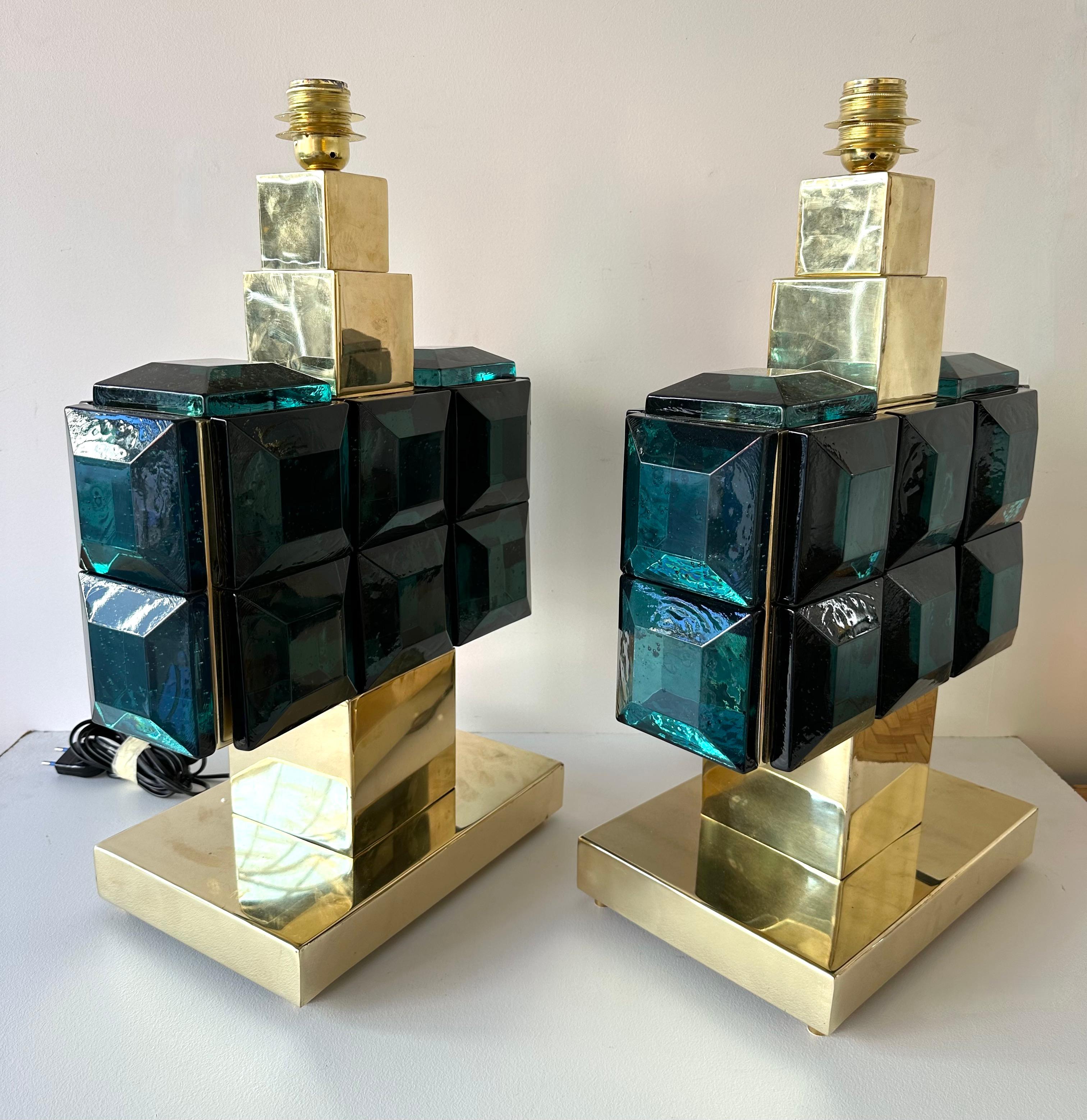 Contemporary Pair of Brass and Diamonds Murano Glass Lamps, Italy For Sale 3