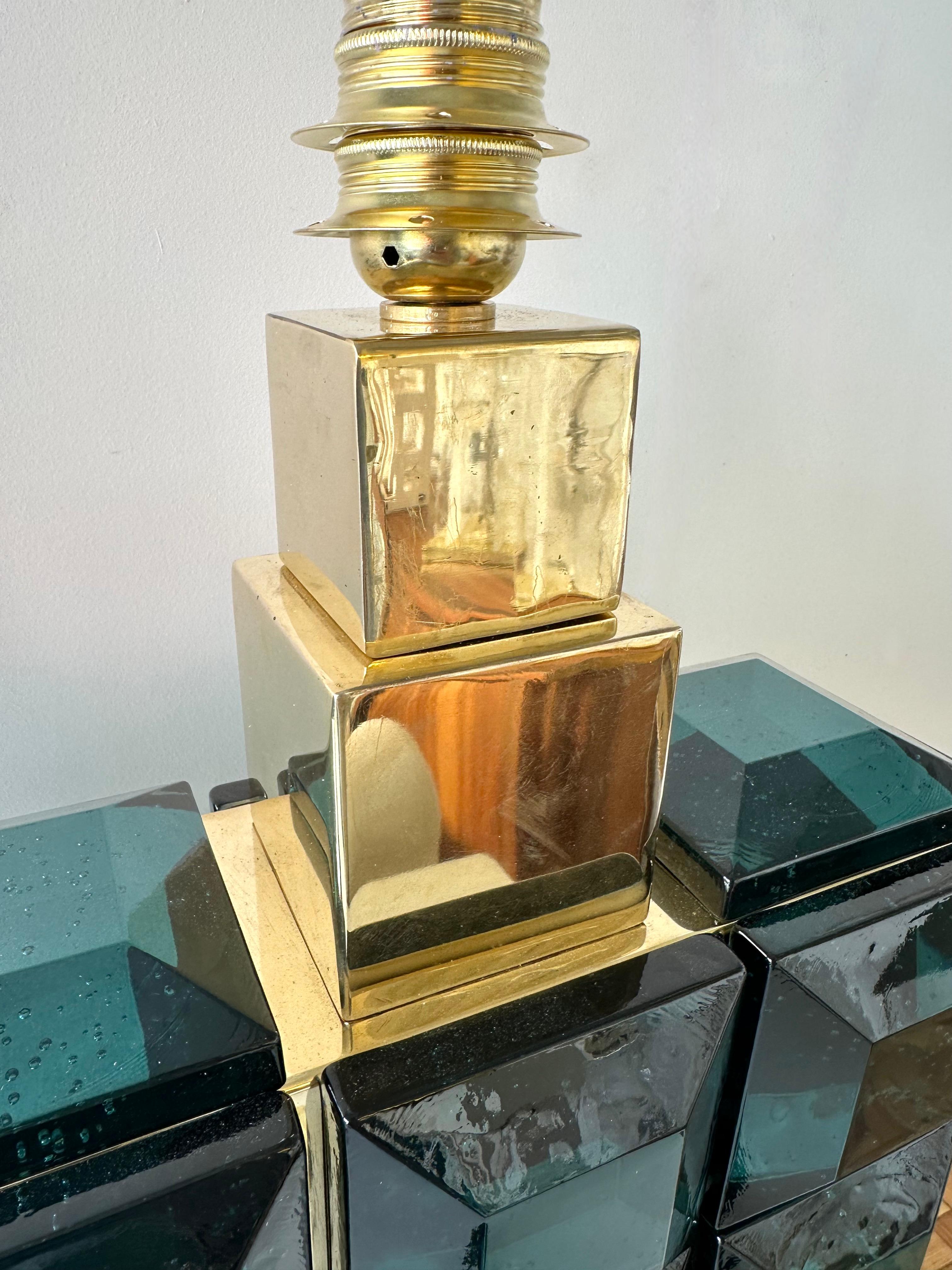 Contemporary Pair of Brass and Diamonds Murano Glass Lamps, Italy For Sale 4