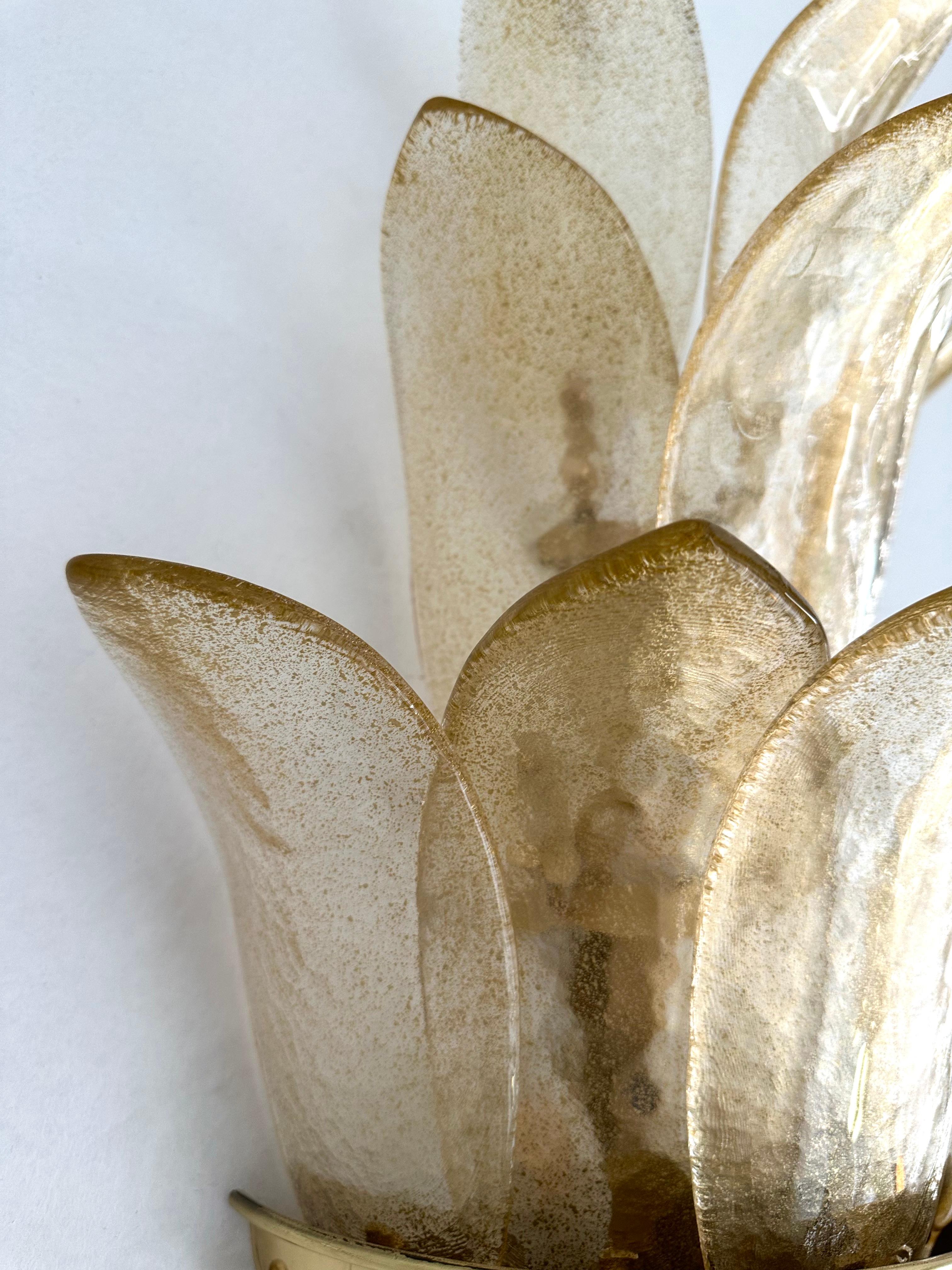 Contemporary Pair of Brass and Gilt Murano Glass Palm Tree Sconces, Italy For Sale 5