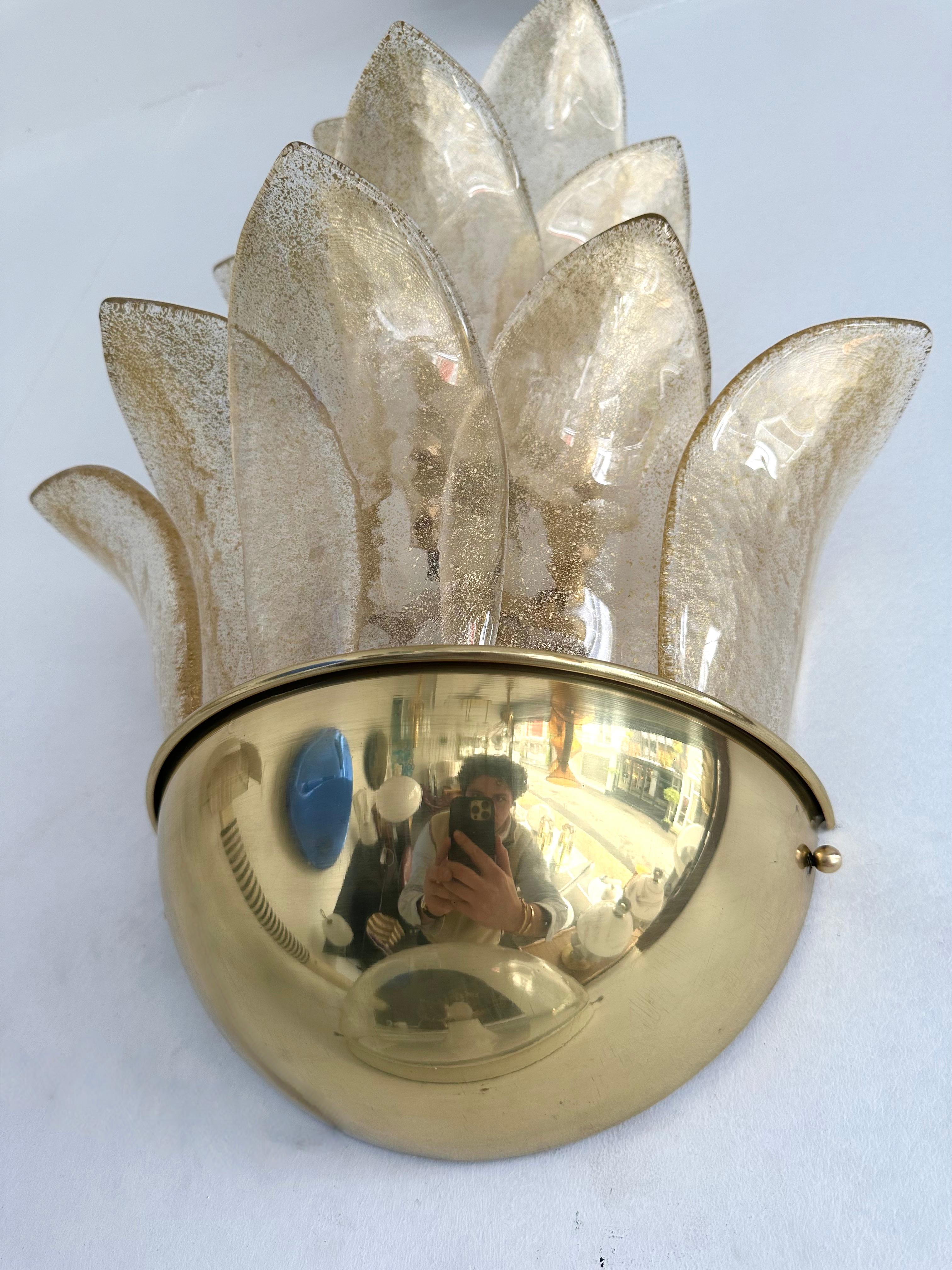 Contemporary Pair of Brass and Gilt Murano Glass Palm Tree Sconces, Italy For Sale 7
