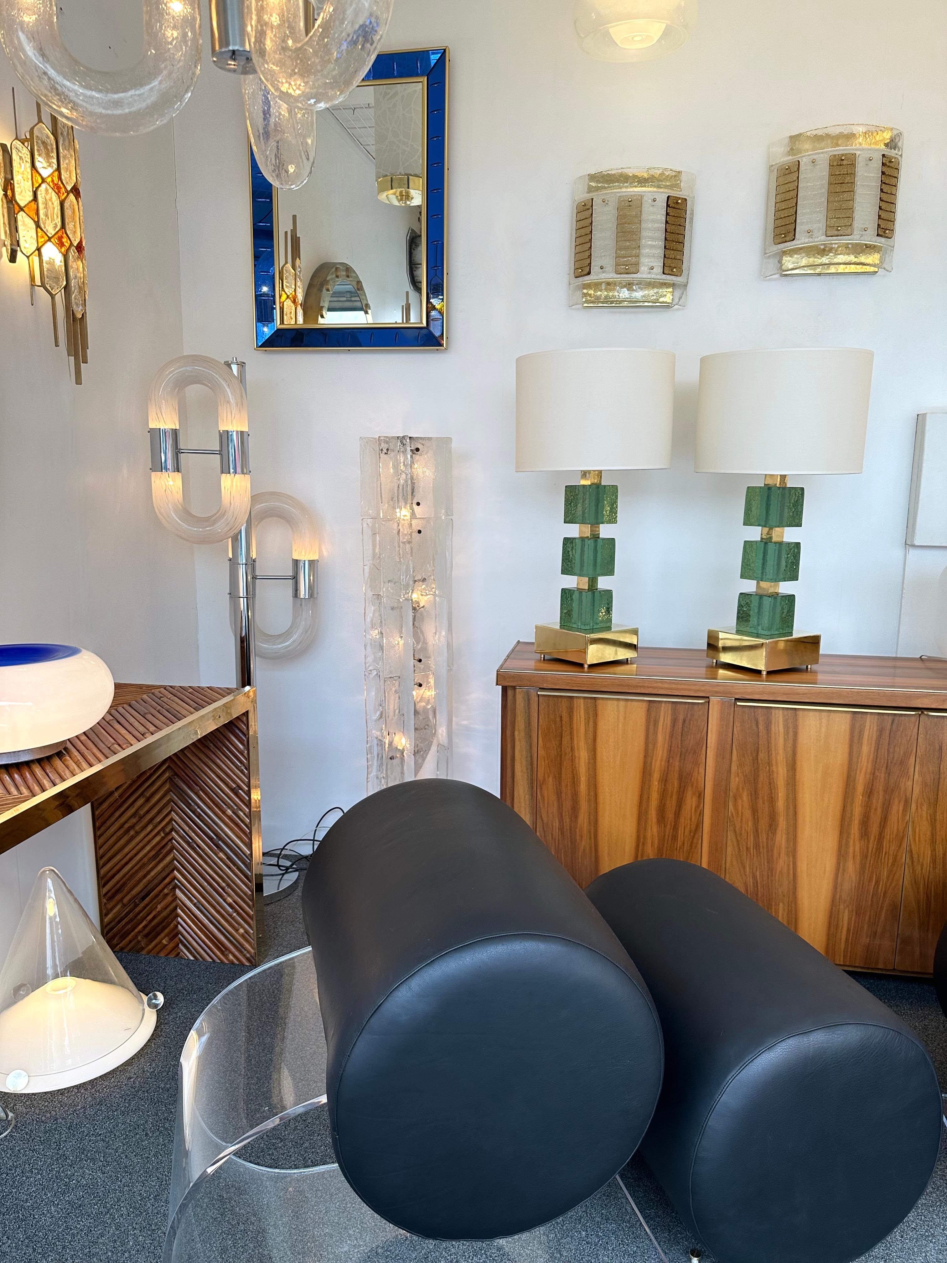 Contemporary Pair of Brass and Green Murano Glass Cube Lamps, Italy 2