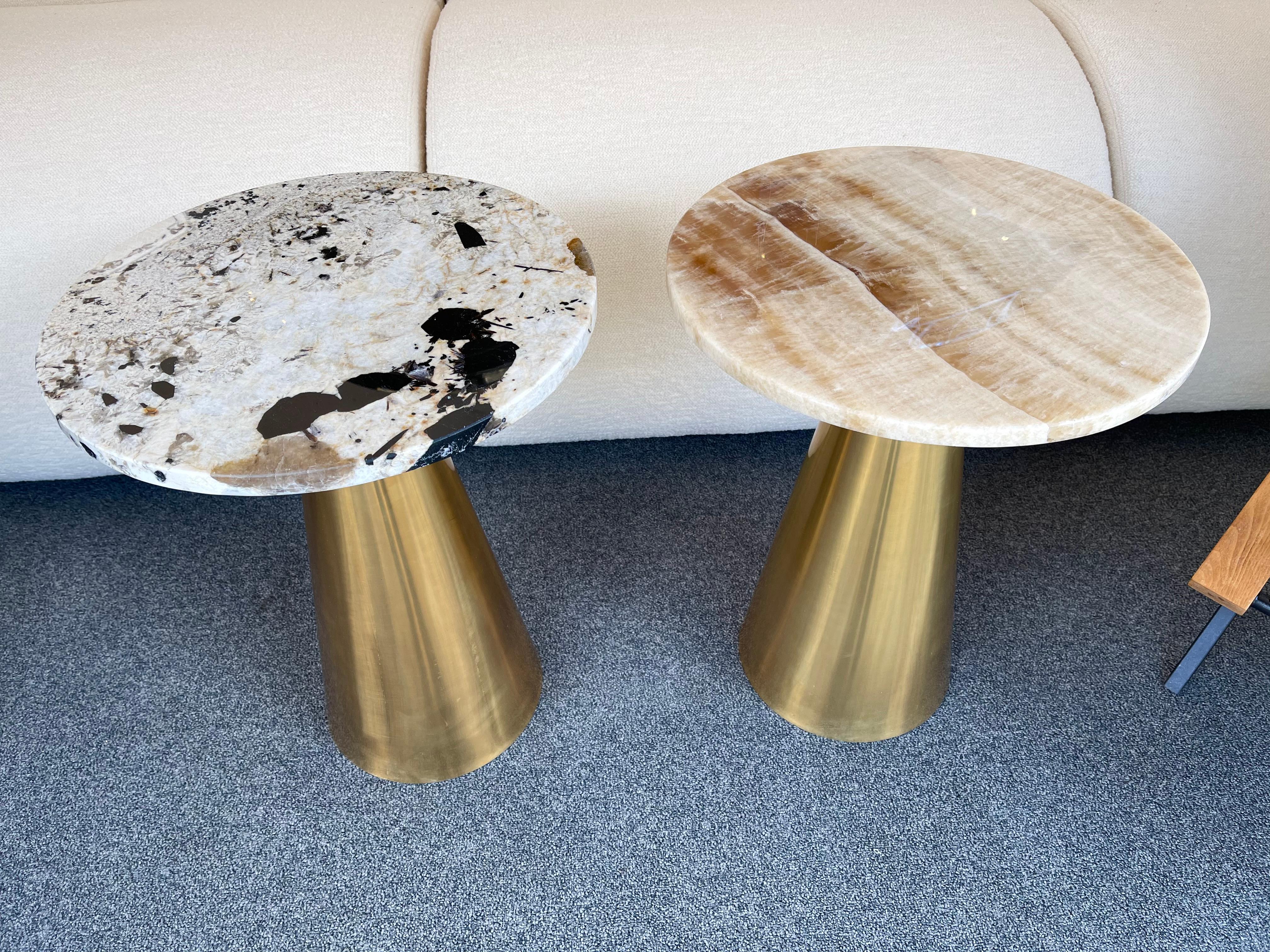Contemporary Pair of Brass and Marble Side Table, Italy 1