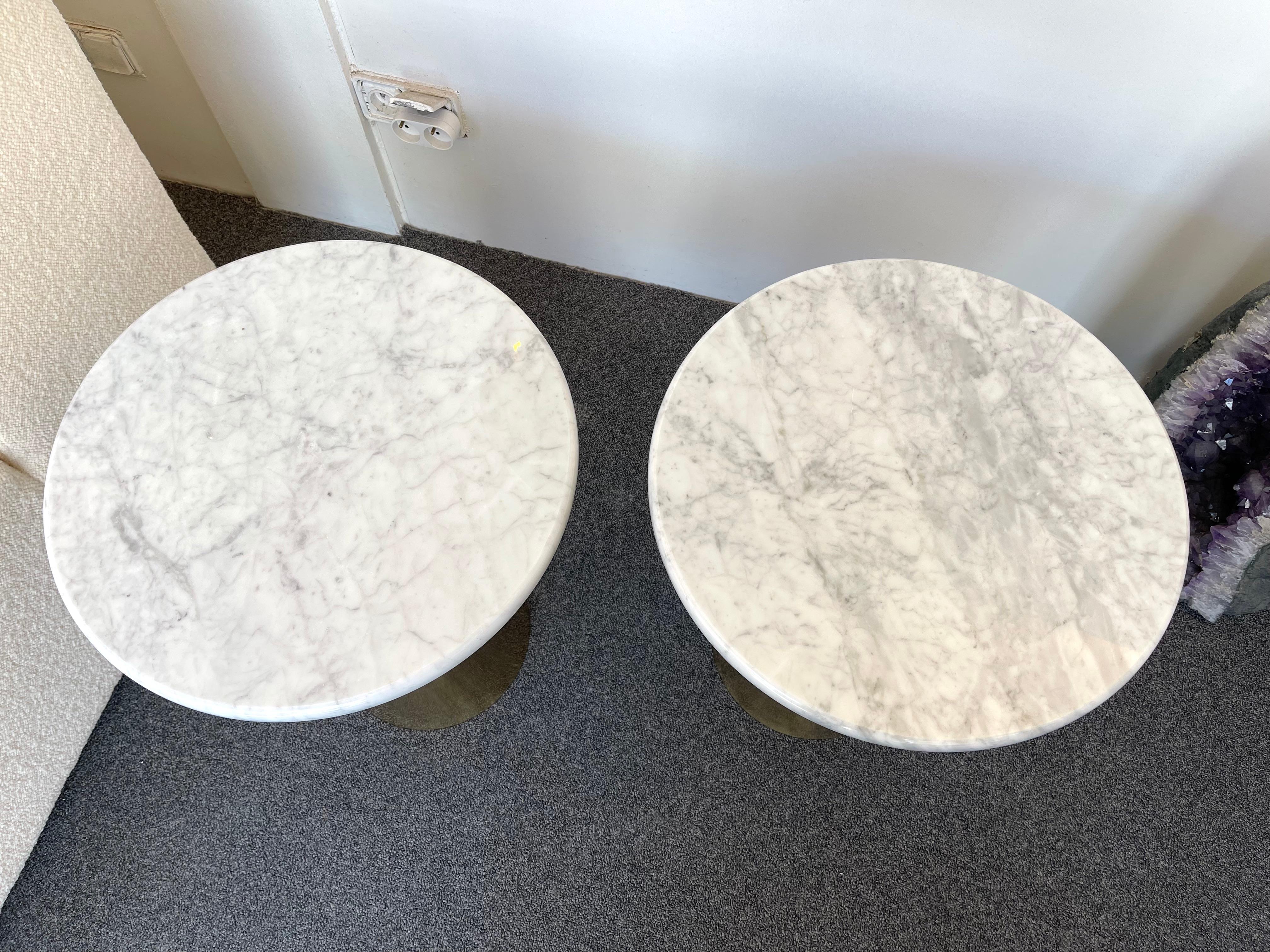 Contemporary Pair of Brass and Marble Side Tables, Italy 6