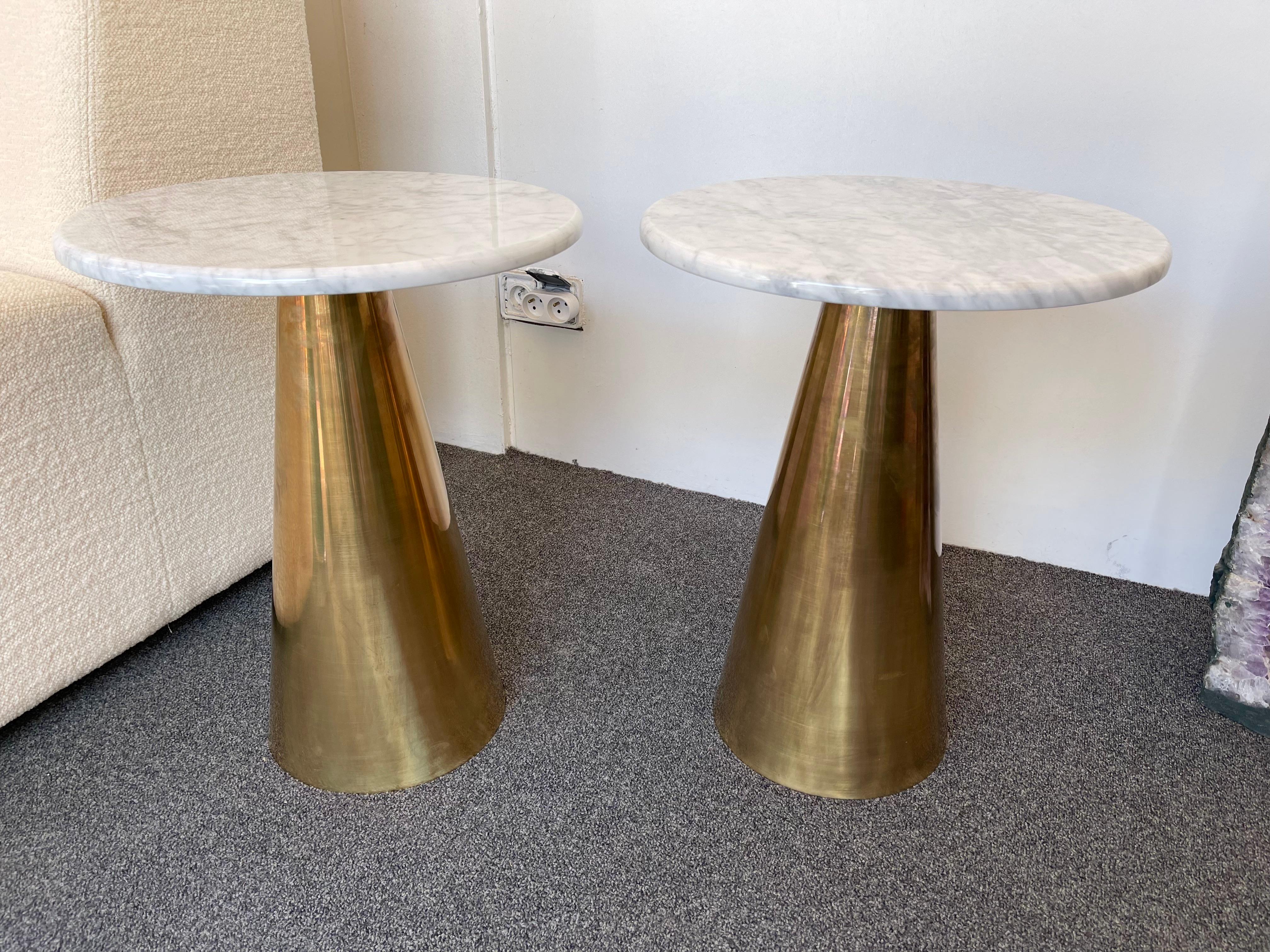 Contemporary Pair of Brass and Marble Side Tables, Italy 7