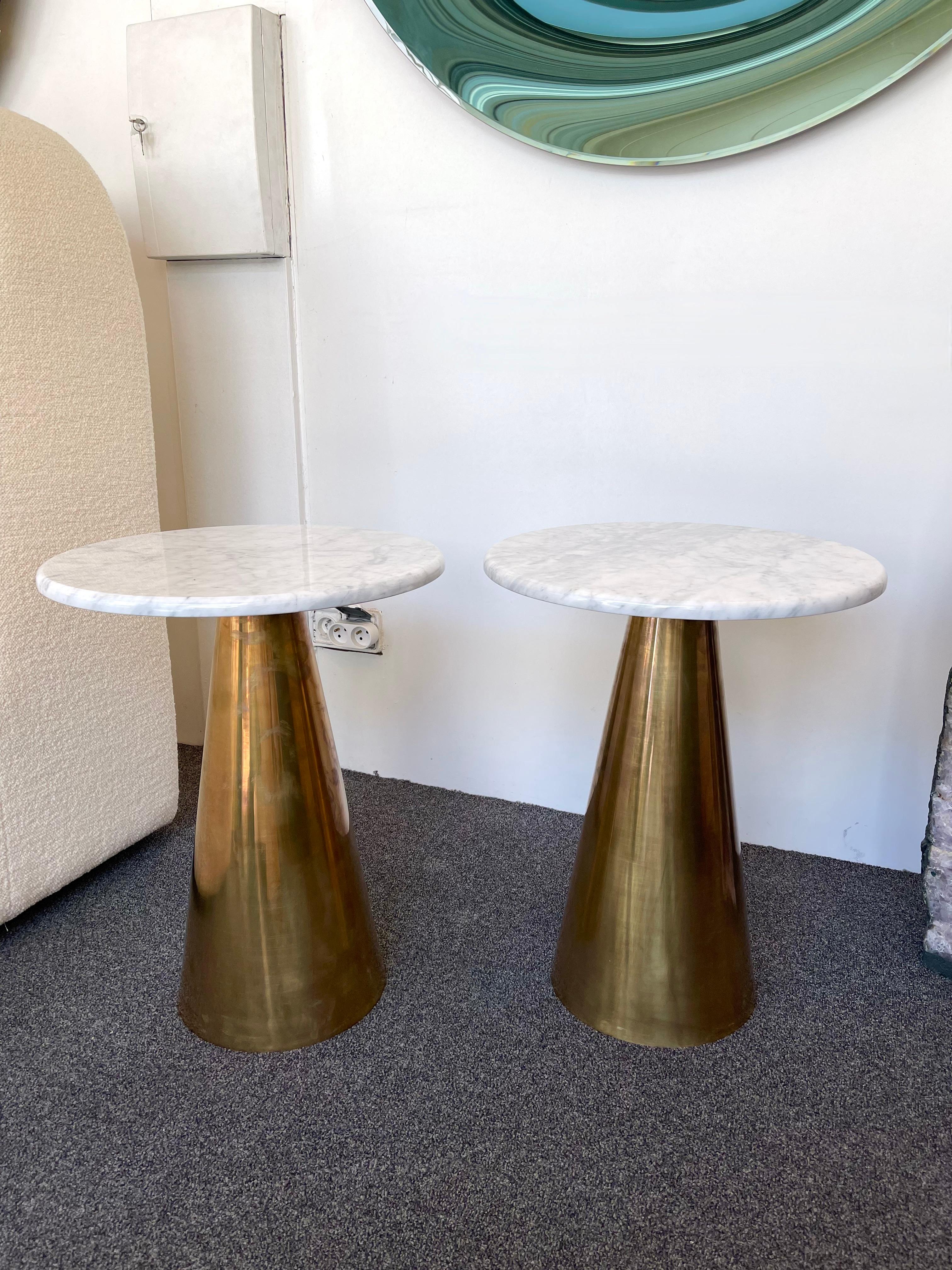 Mid-Century Modern Contemporary Pair of Brass and Marble Side Tables, Italy