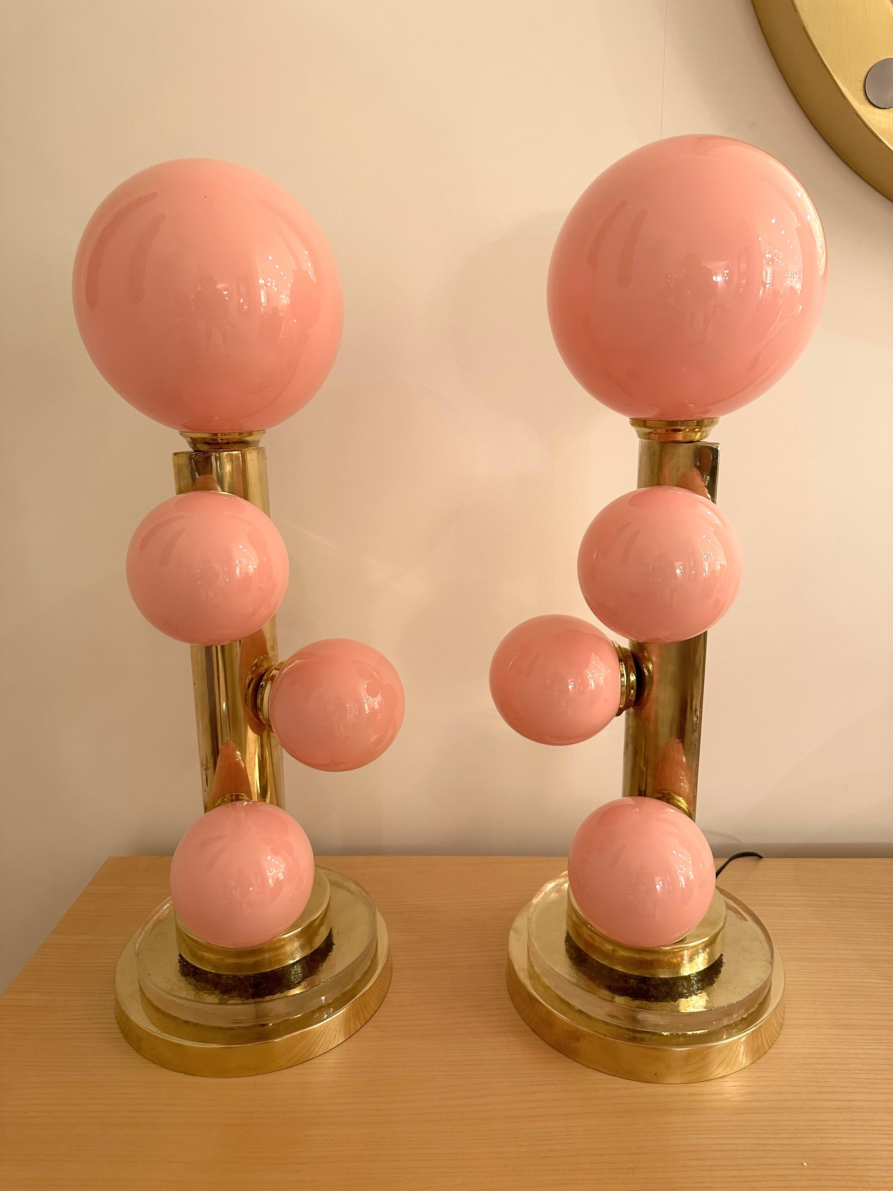 Contemporary Pair of Brass and Murano Glass Bubble Gum Lamps, Italy For Sale 3