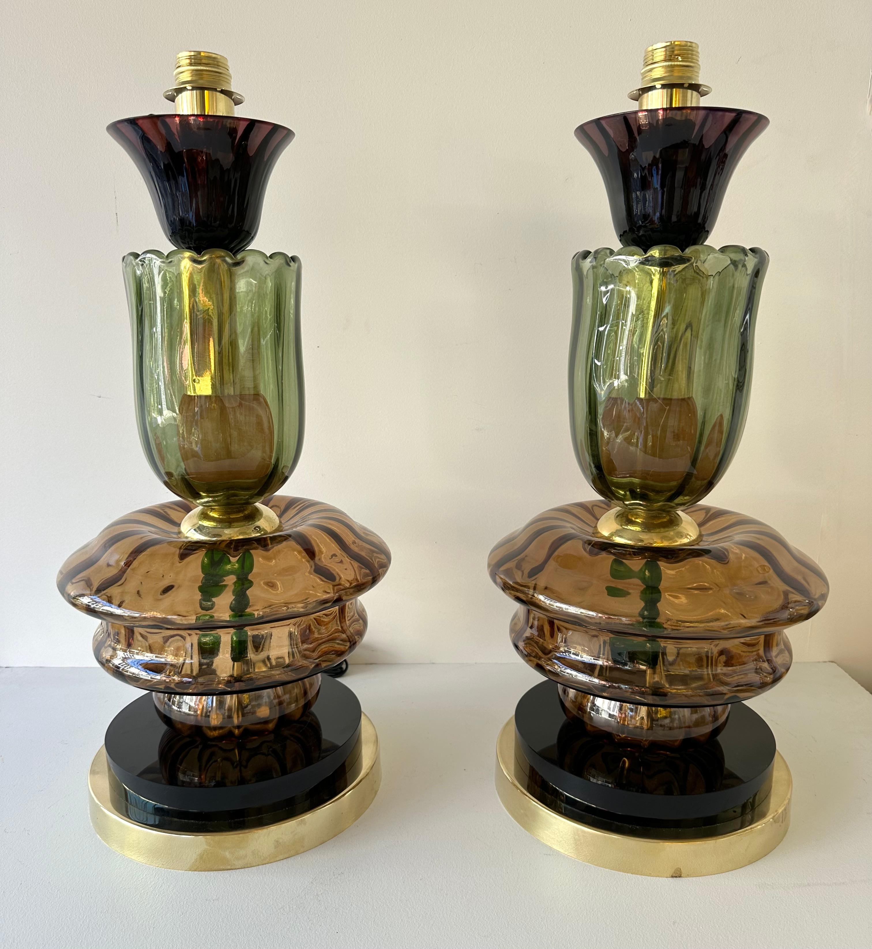 Contemporary Pair of Brass and Murano Glass Flower Lamps, Italy For Sale 5
