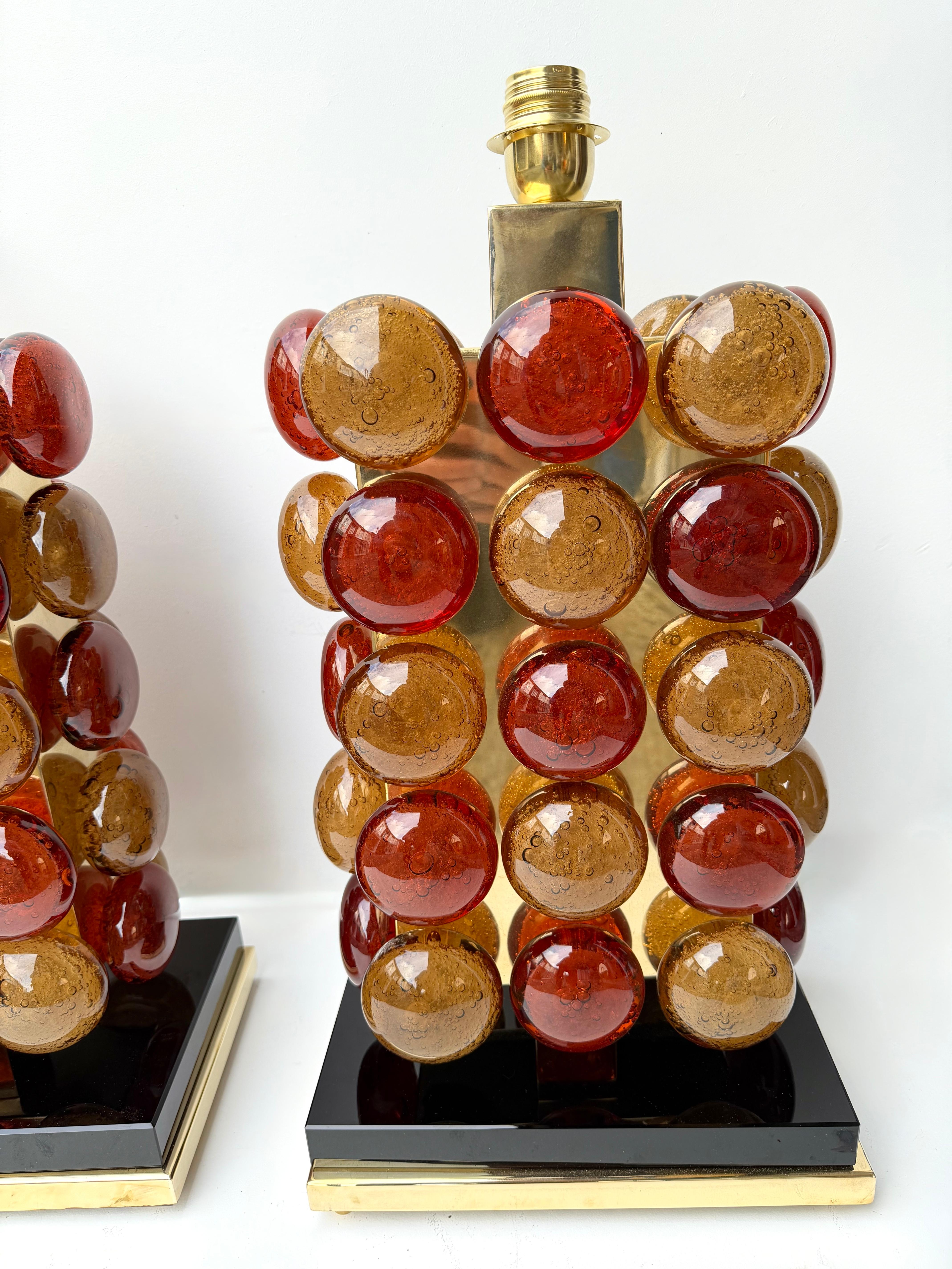 Contemporary Pair of Brass and Murano Glass Macaroons Lamps, Italy In New Condition For Sale In SAINT-OUEN, FR