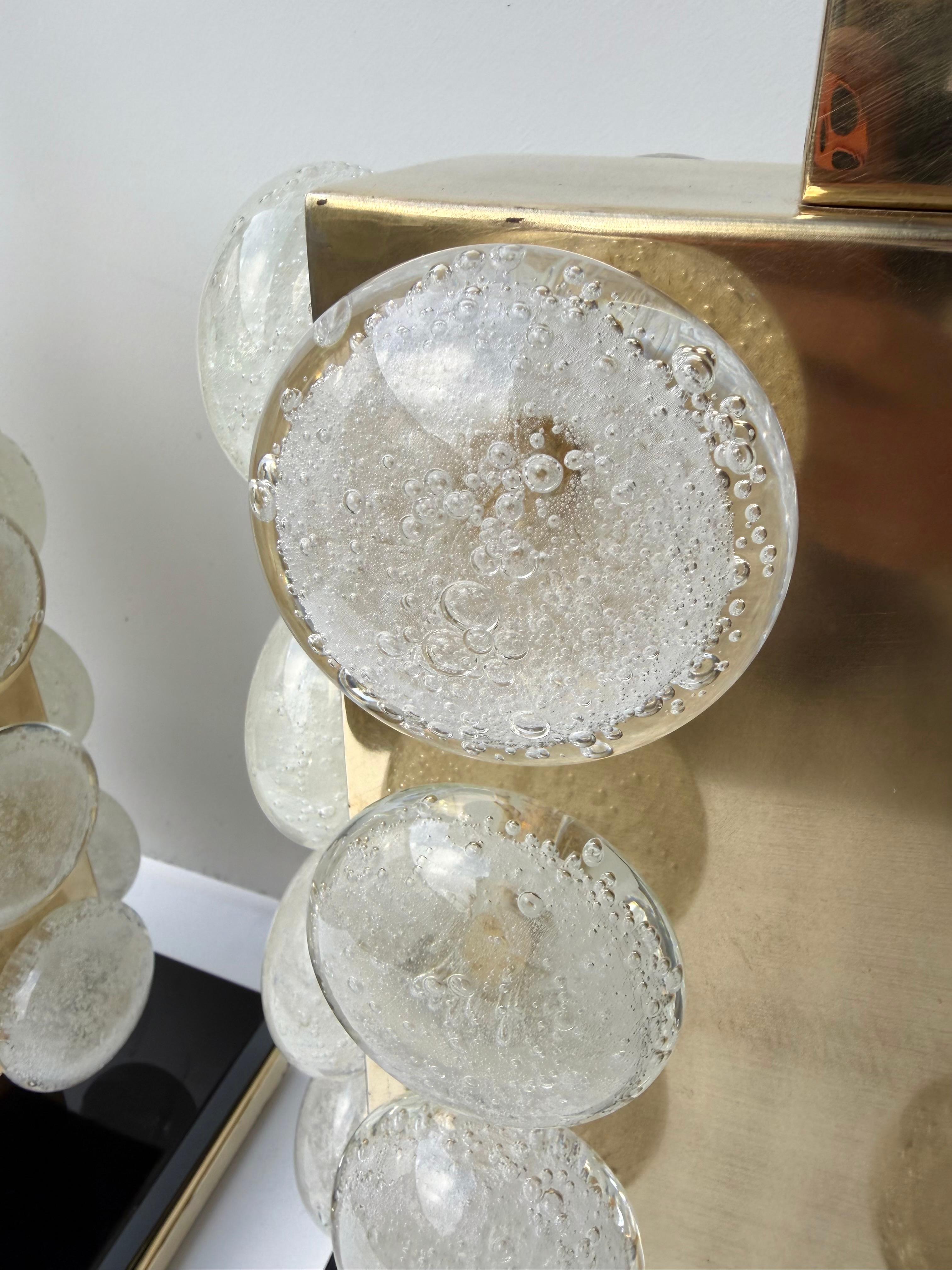 Pareja Contemporánea de Lámparas Macarrones de Latón y Cristal de Murano, Italia en venta 2