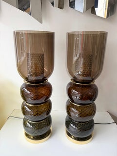 Contemporary Pair of Brass and Murano Glass Smoke Honeycomb Shades Lamps, Italy