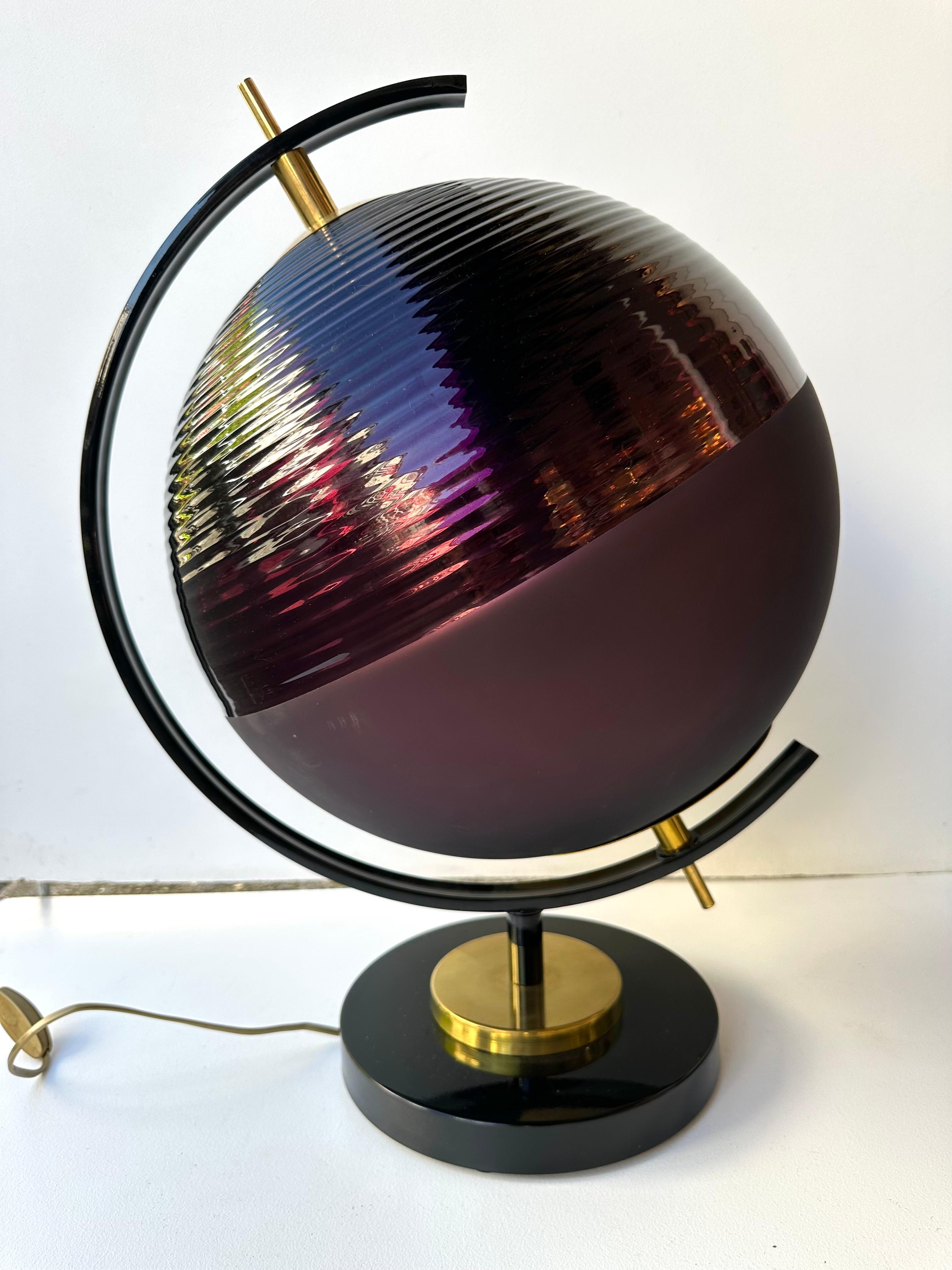 Contemporary Pair of Brass and Murano Glass World Map Style Lamps, Italy For Sale 5