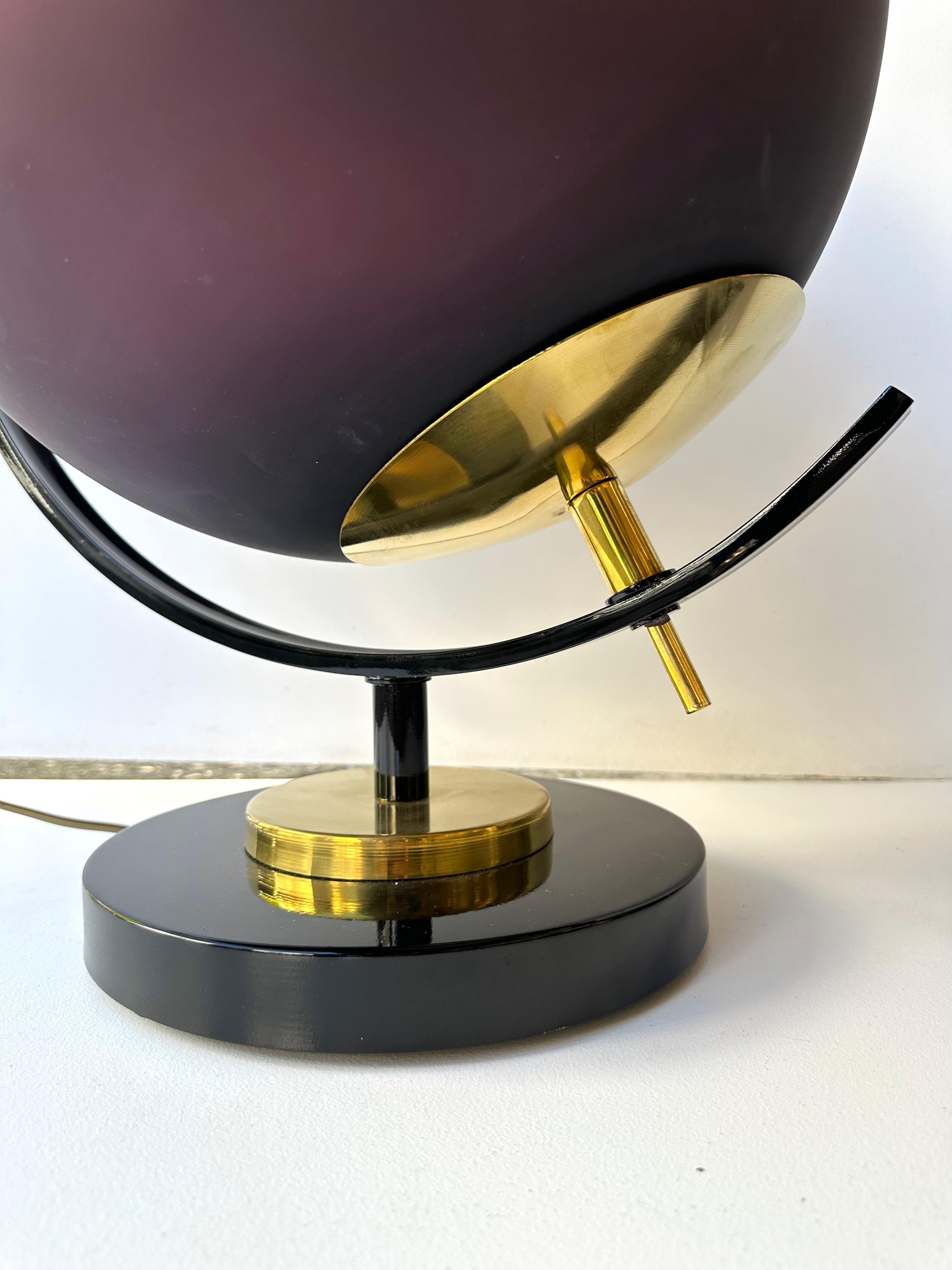 Contemporary Pair of Brass and Murano Glass World Map Style Lamps, Italy For Sale 9