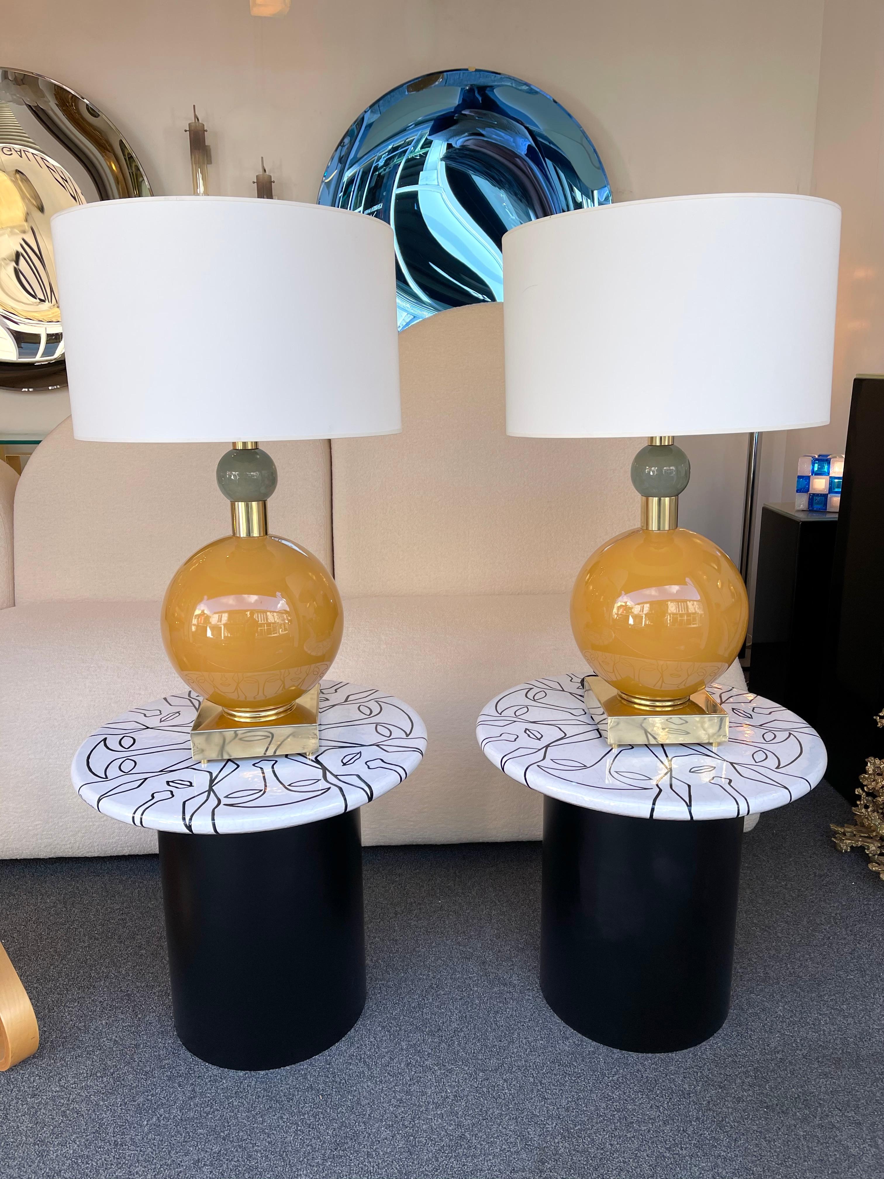 Contemporary Pair of Brass and Orange Murano Glass Ball Lamps, Italy In New Condition In SAINT-OUEN, FR