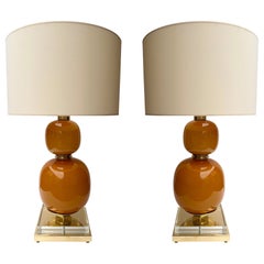 Paire contemporaine de lampes à ampoules en laiton et verre de Murano orange, Italie