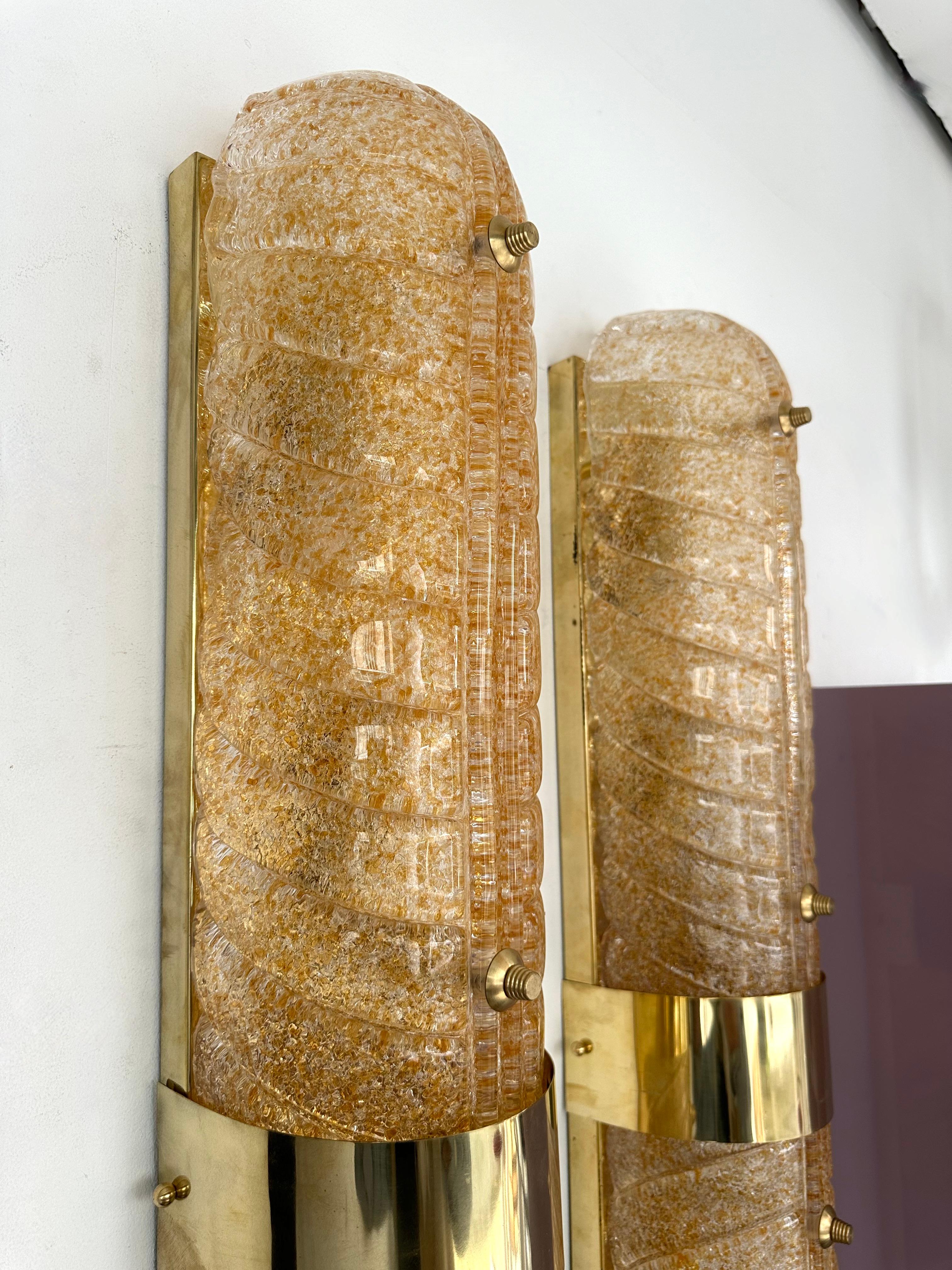 Contemporary Pair of Brass and Palm Murano Glass Sconces, Italy For Sale 6
