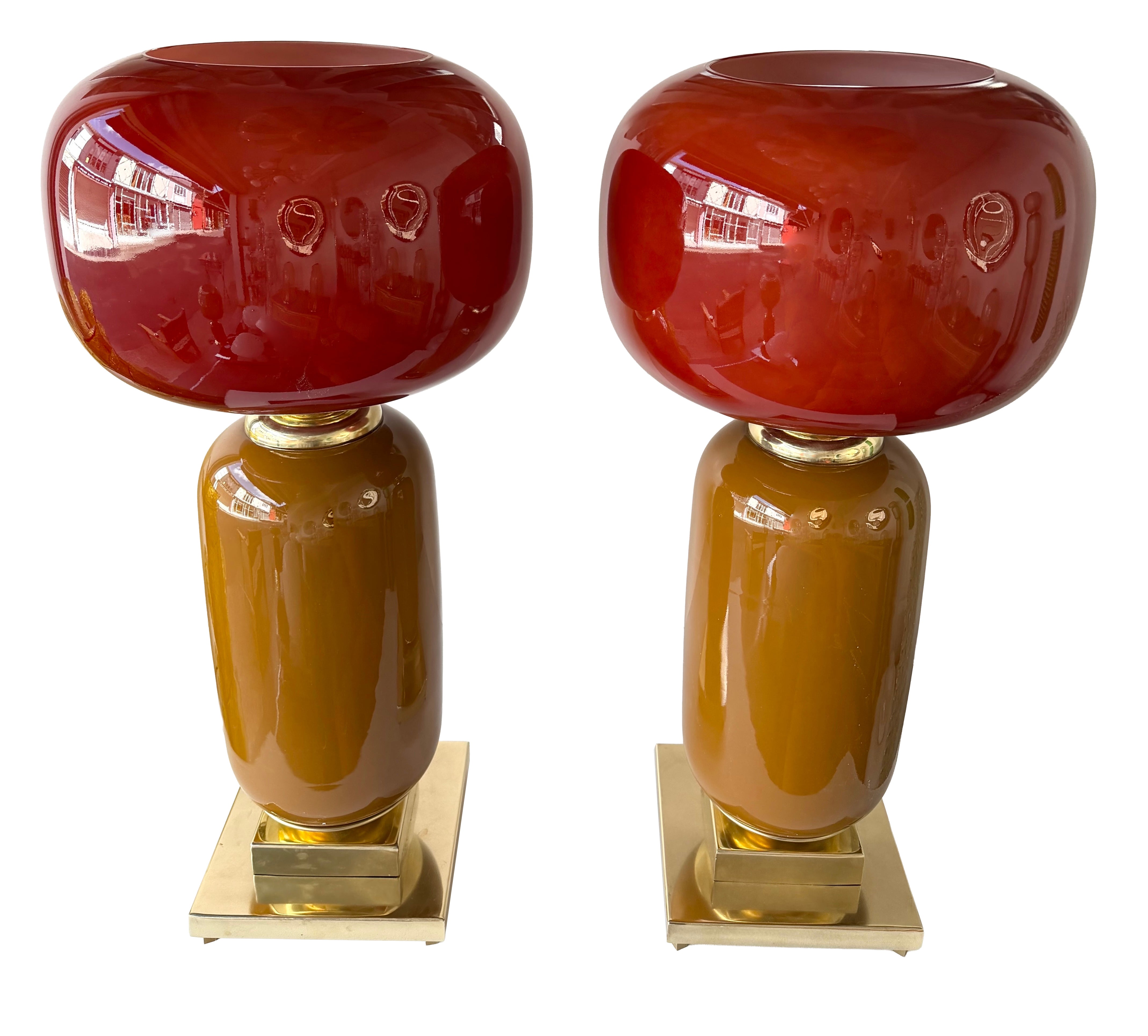 Contemporary Pair of Brass and Red Murano Glass Bulb Shade Lamps, Italy