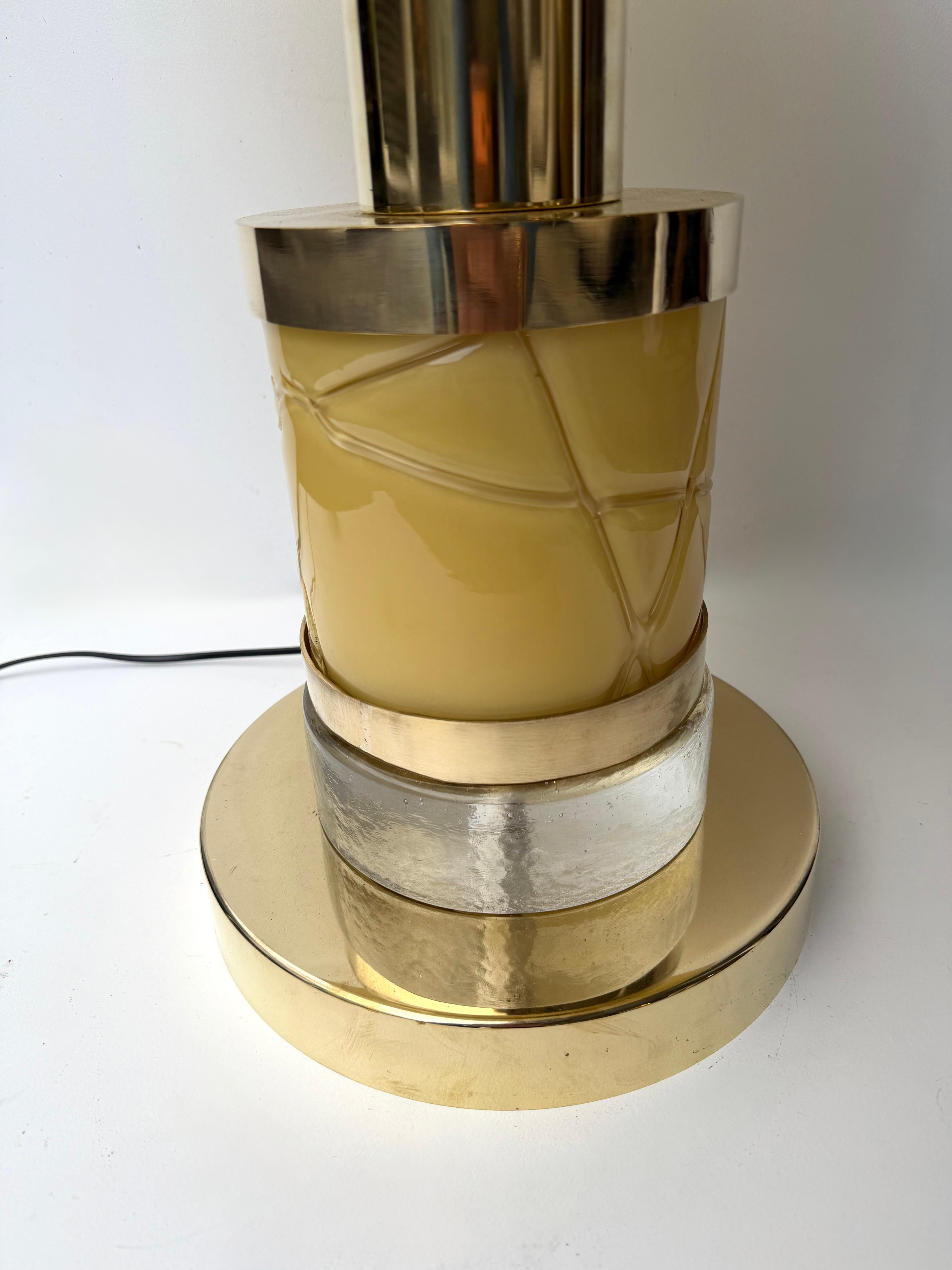 Contemporary Pair of Brass and Yellow Murano Glass Giro Lamps, Italy In New Condition For Sale In SAINT-OUEN, FR