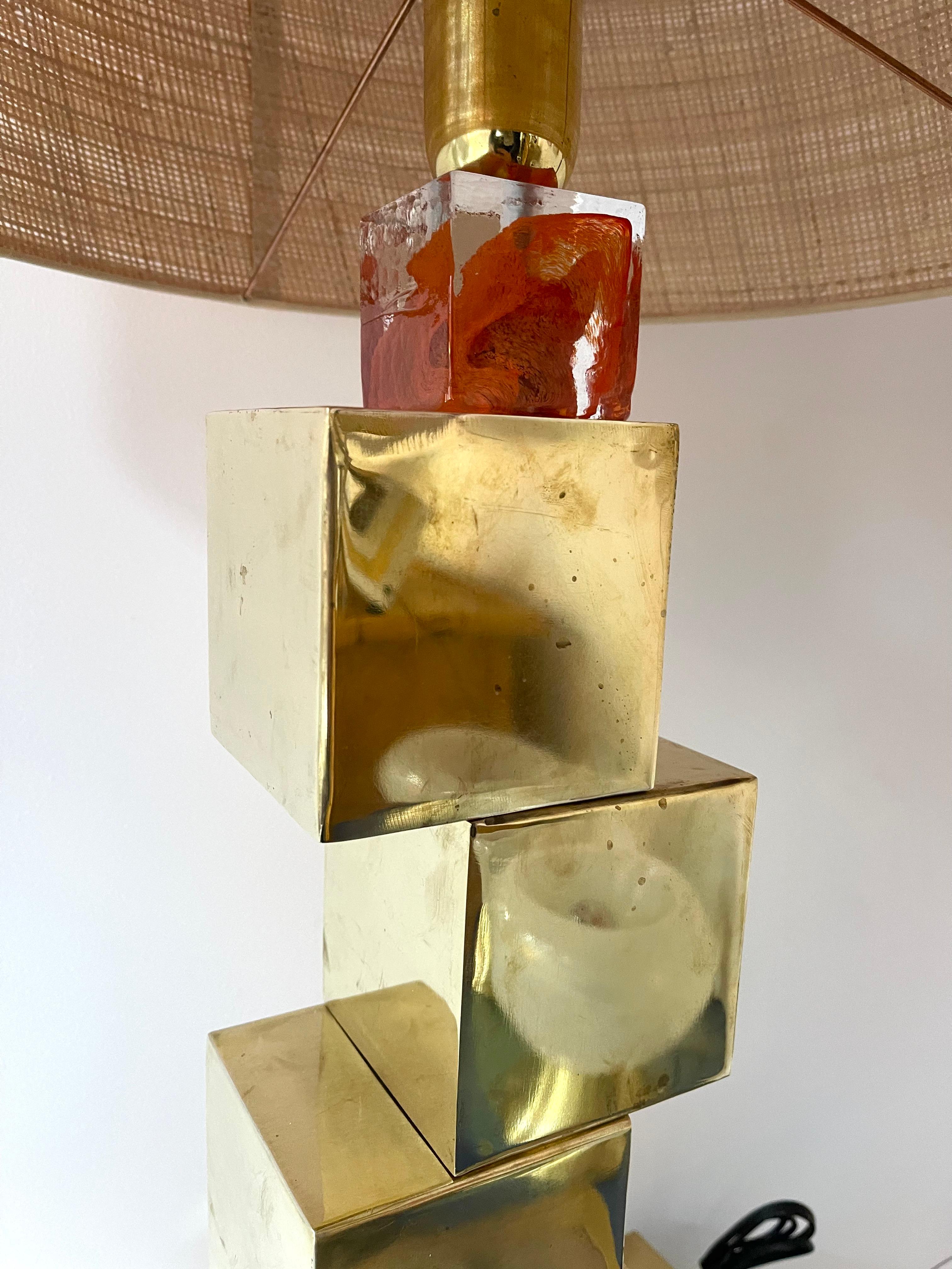 Contemporary Pair of Brass Cube Lamps and Murano Glass, Italy For Sale 1