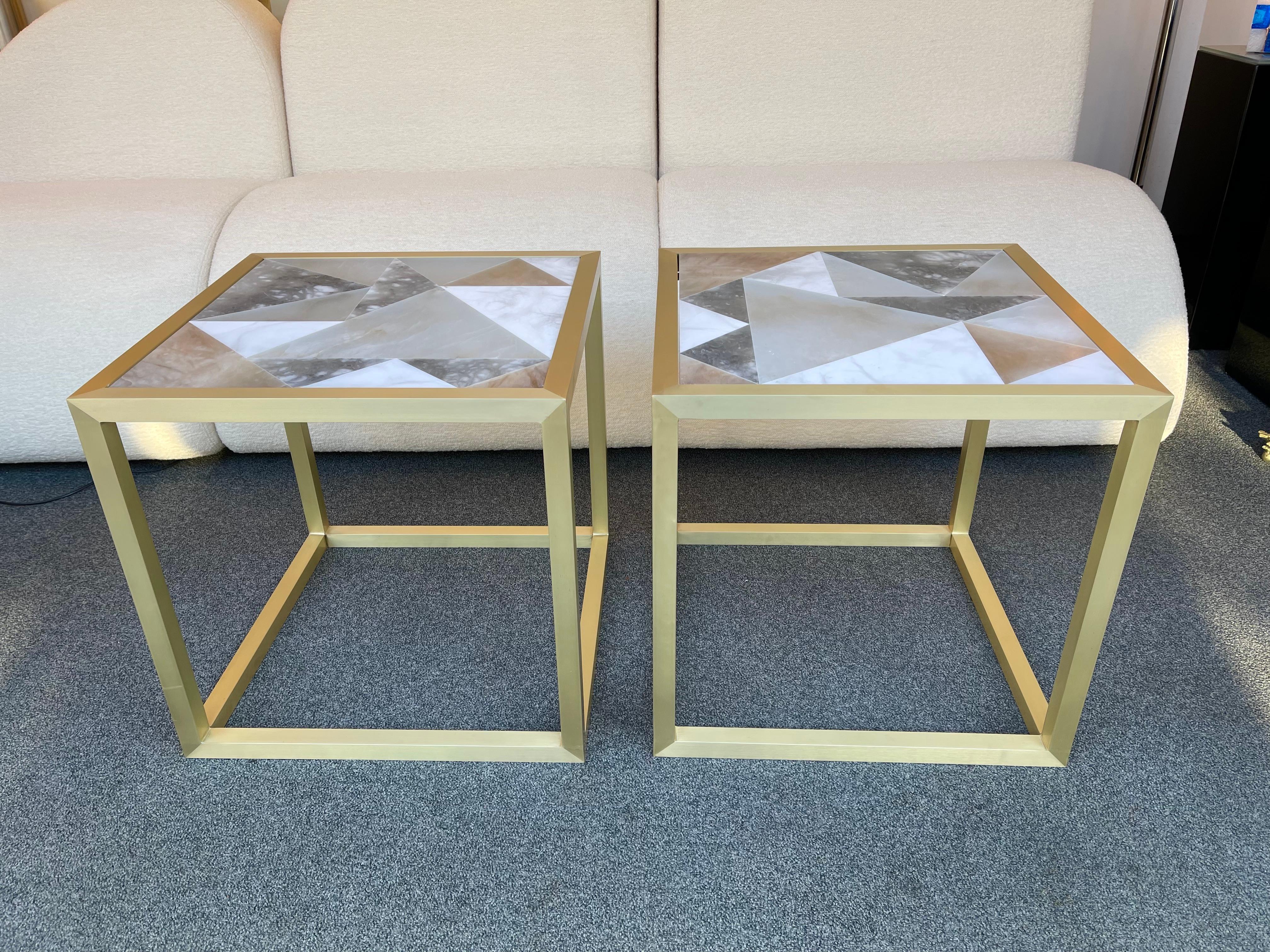 Contemporary Pair of Brass Cube Tables Alabaster by Antonio Cagianelli, Italy For Sale 5