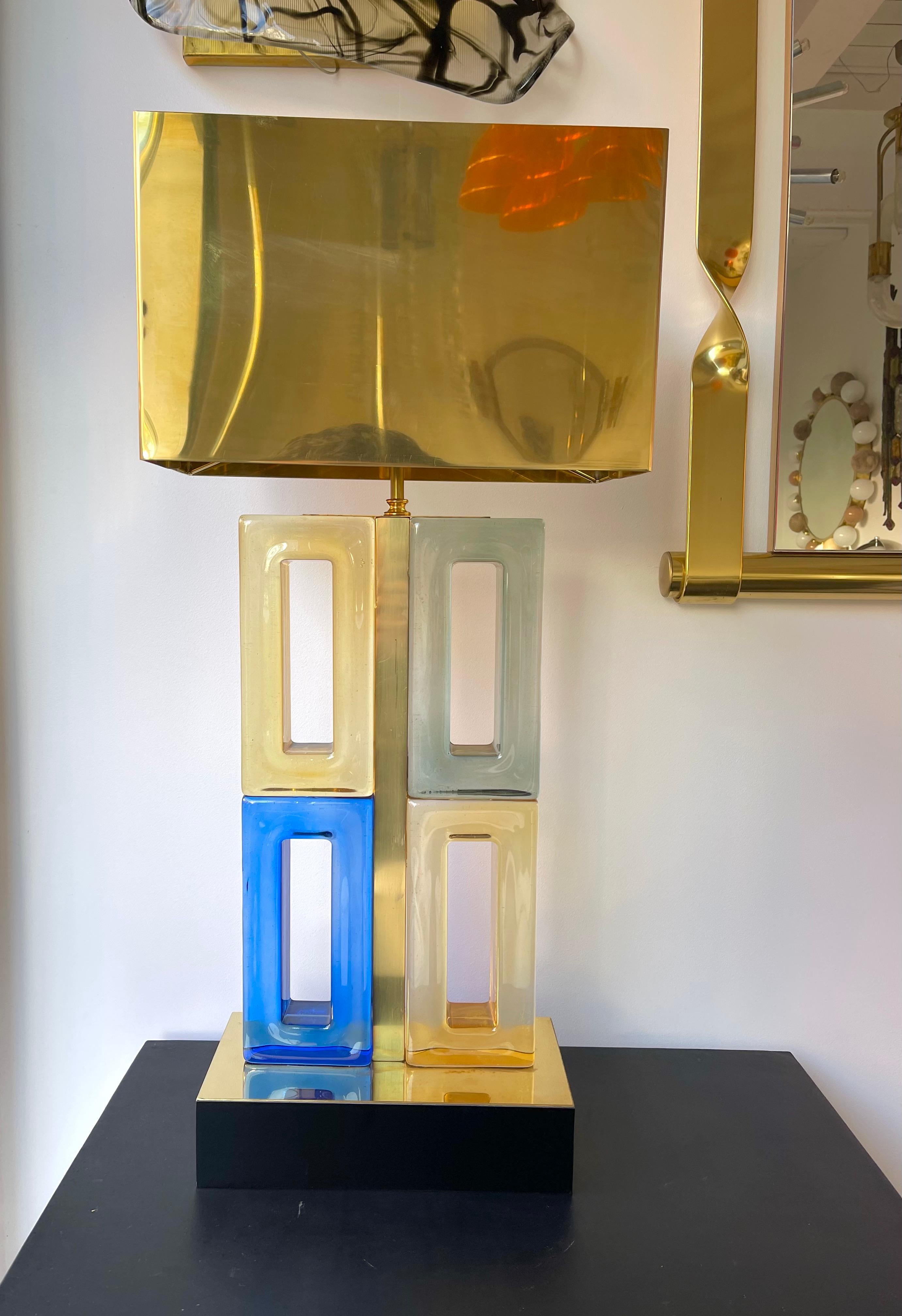 Contemporary Pair of Brass Domino Murano Glass Lamps, Italy 6