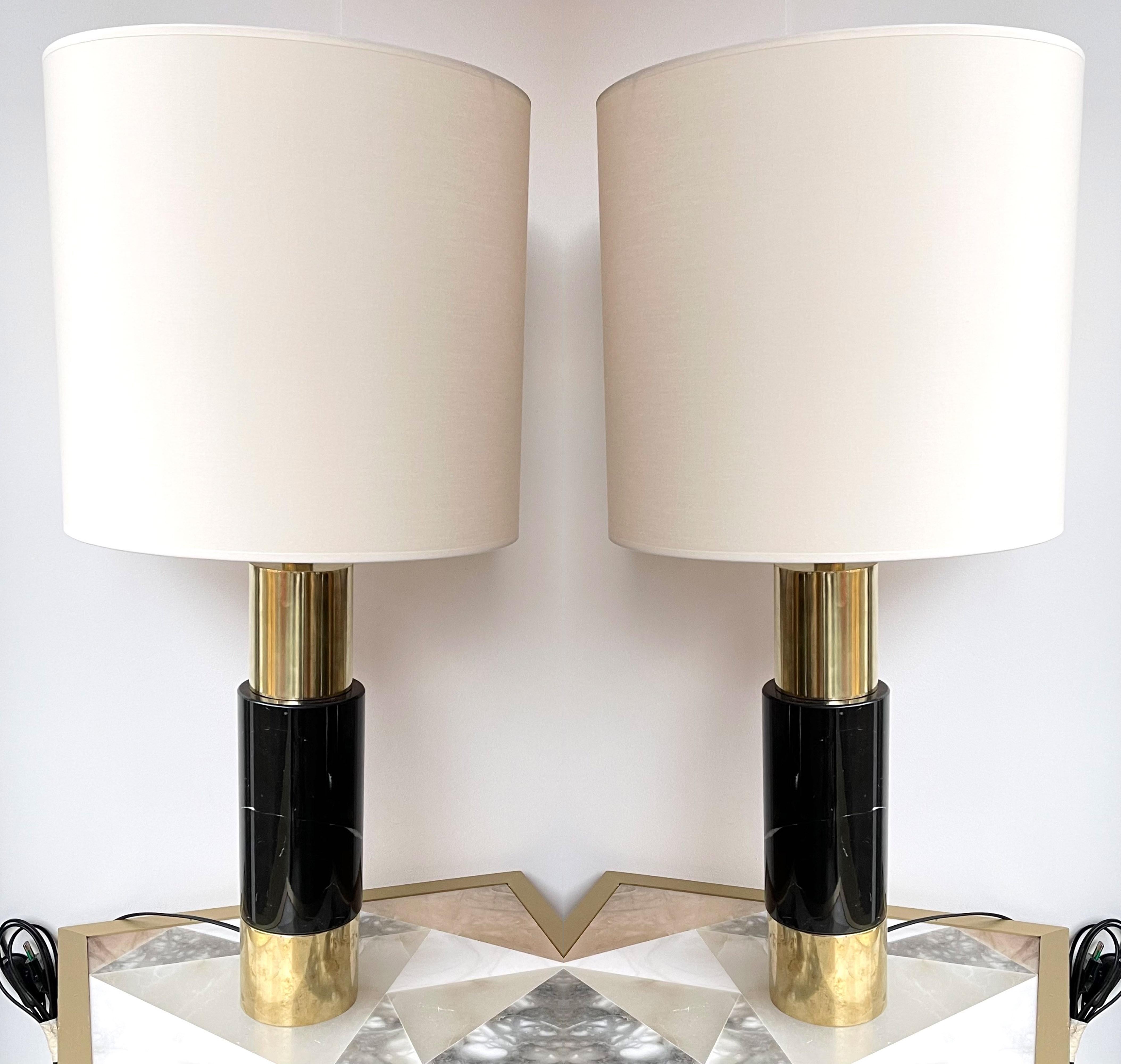 Contemporary Pair of Brass Lamps Black Marble, Italy For Sale 9