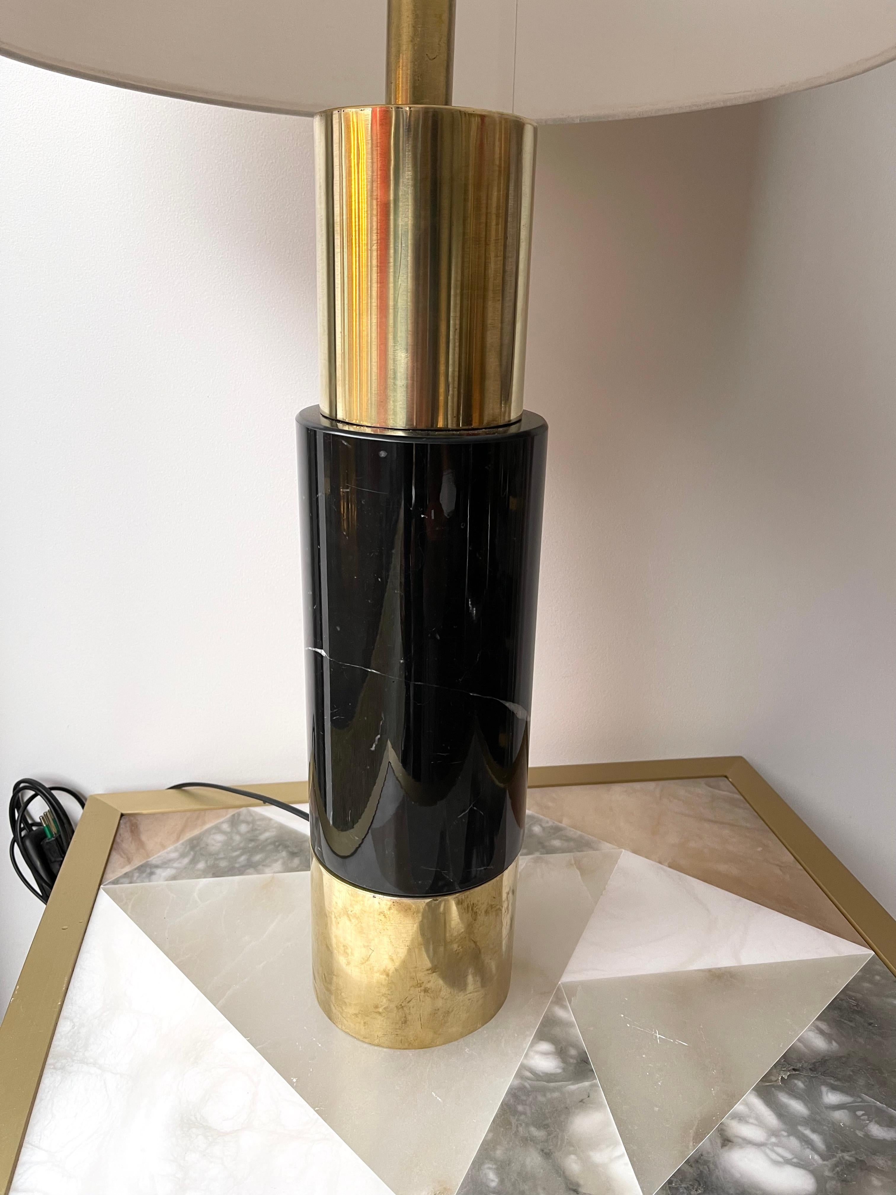 Mid-Century Modern Contemporary Pair of Brass Lamps Black Marble, Italy For Sale