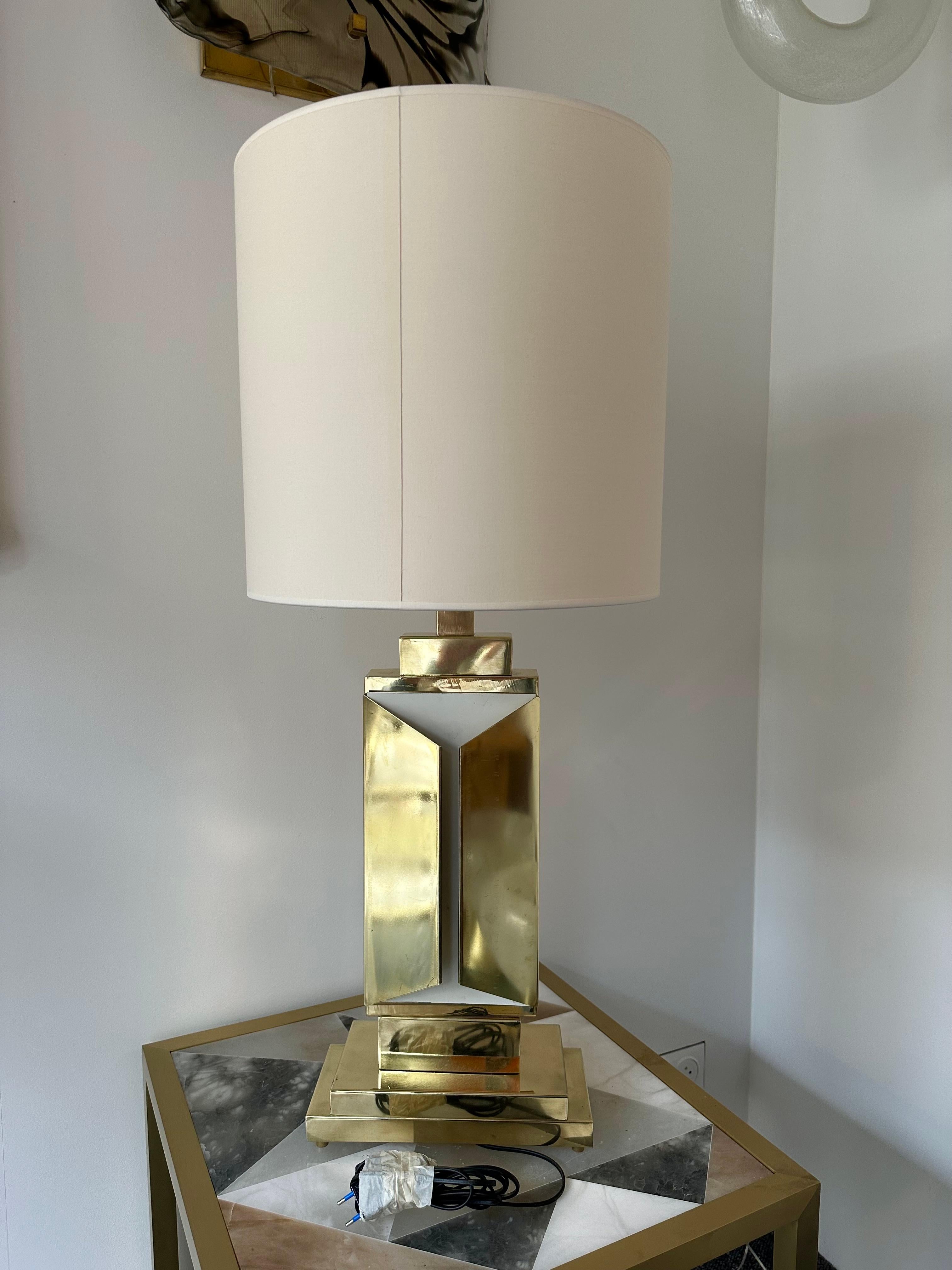 Contemporary Pair of Brass Lamps, Italy For Sale 6